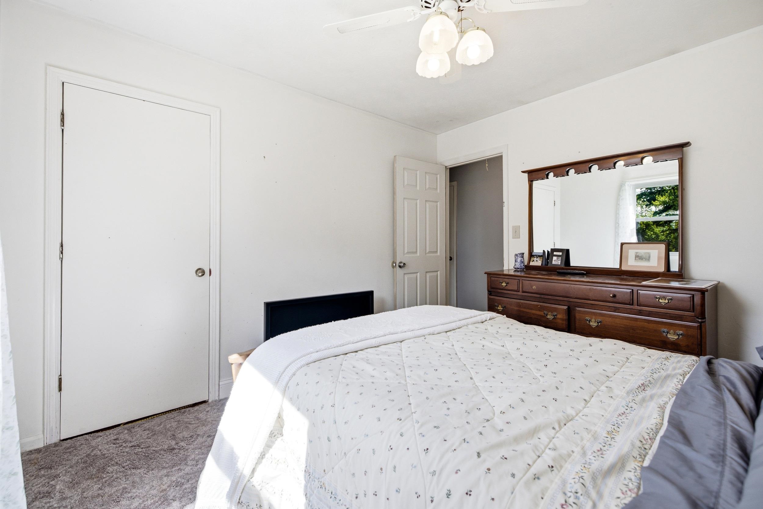 16 SHEN VALLEY DR, WEYERS CAVE, Virginia 22846, 3 Bedrooms Bedrooms, ,1 BathroomBathrooms,Residential,16 SHEN VALLEY DR,680196 MLS # 680196 16 SHEN VALLEY DR, WEYERS CAVE, Virginia 22846, 3 Bedrooms Bedrooms, ,1 BathroomBathrooms,Residential,16 SHEN VALLEY DR,680196 MLS # 680196