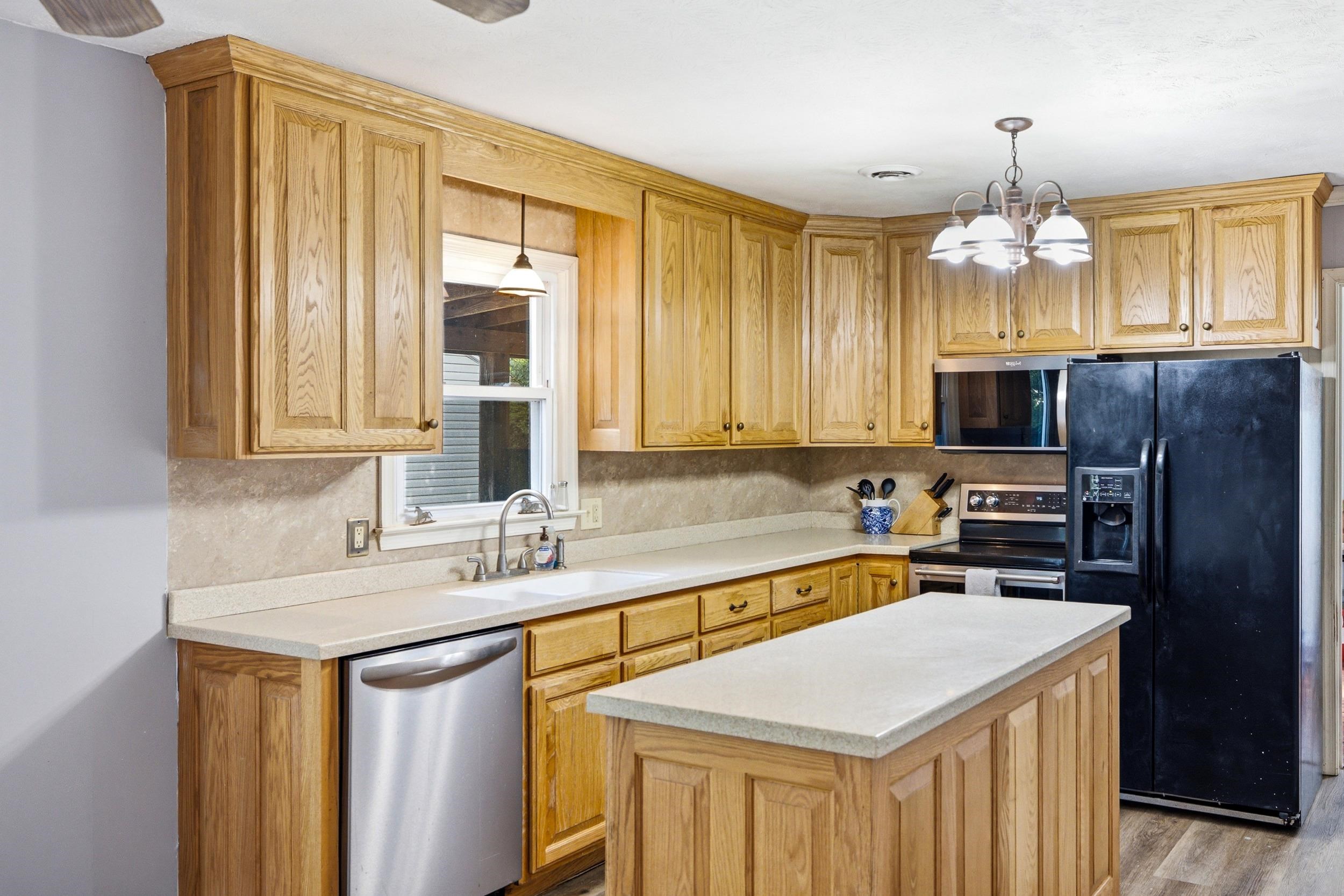 16 SHEN VALLEY DR, WEYERS CAVE, Virginia 22846, 3 Bedrooms Bedrooms, ,1 BathroomBathrooms,Residential,16 SHEN VALLEY DR,680196 MLS # 680196 16 SHEN VALLEY DR, WEYERS CAVE, Virginia 22846, 3 Bedrooms Bedrooms, ,1 BathroomBathrooms,Residential,16 SHEN VALLEY DR,680196 MLS # 680196