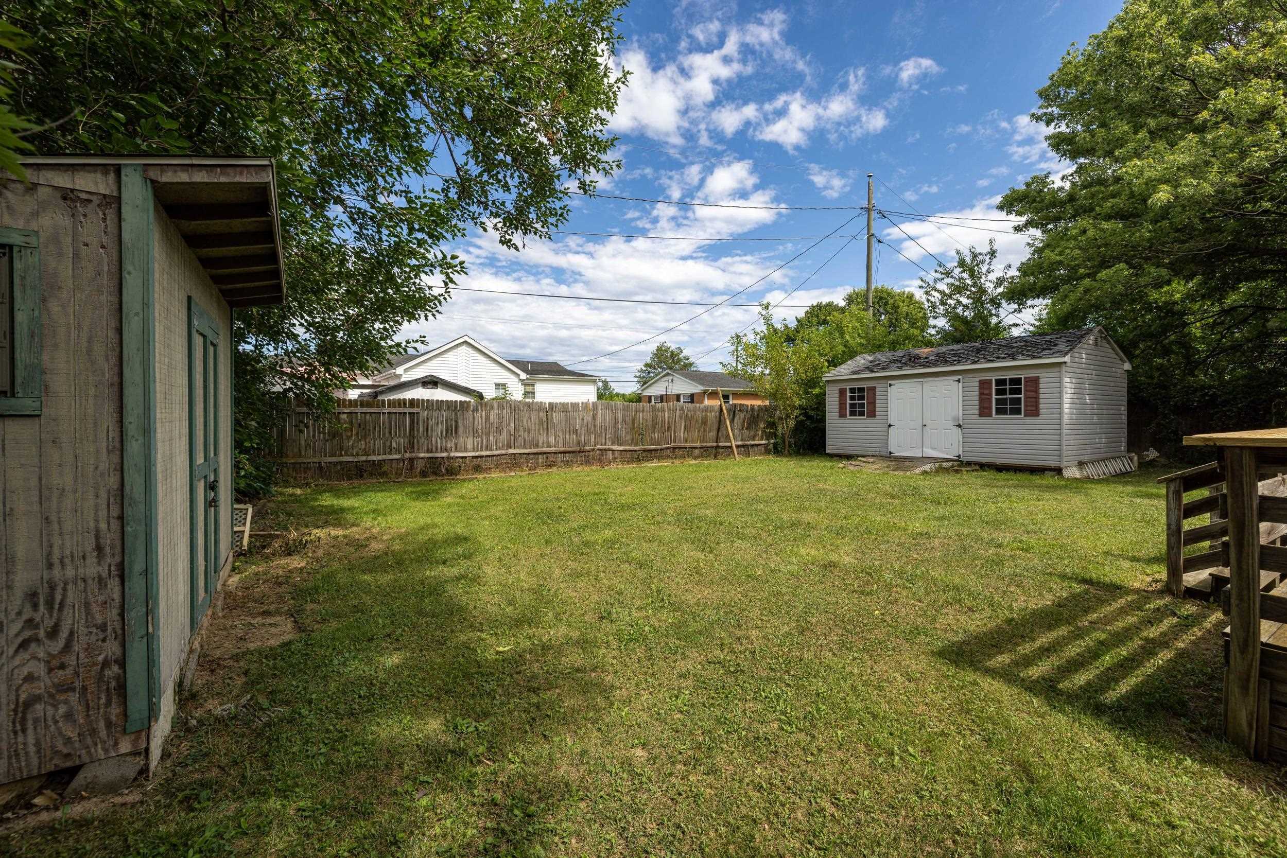16 SHEN VALLEY DR, WEYERS CAVE, Virginia 22846, 3 Bedrooms Bedrooms, ,1 BathroomBathrooms,Residential,16 SHEN VALLEY DR,680196 MLS # 680196 16 SHEN VALLEY DR, WEYERS CAVE, Virginia 22846, 3 Bedrooms Bedrooms, ,1 BathroomBathrooms,Residential,16 SHEN VALLEY DR,680196 MLS # 680196