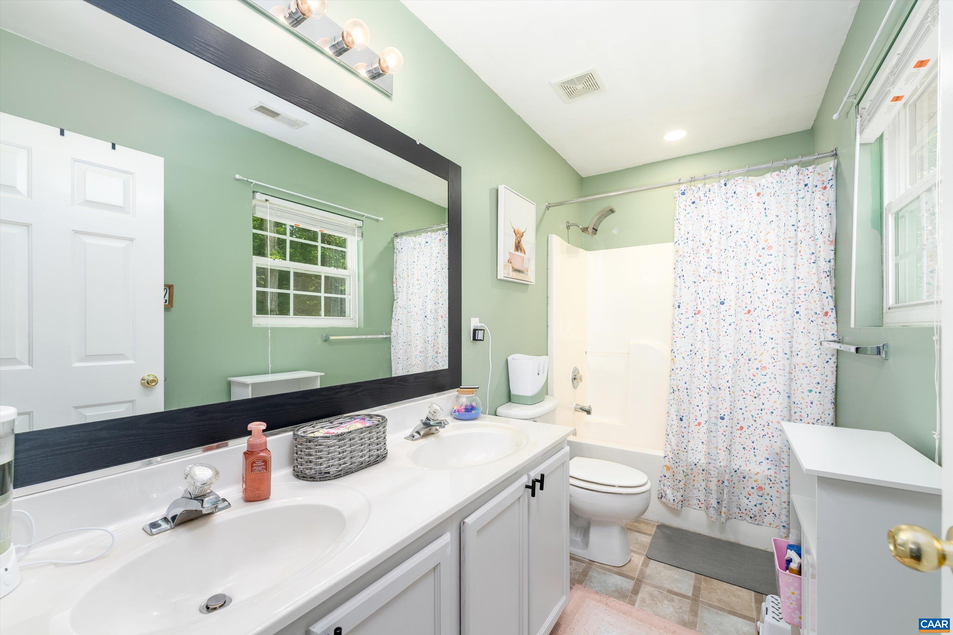 5 BRIDLEWOOD DR, PALMYRA, Virginia 22963, 3 Bedrooms Bedrooms, ,3 BathroomsBathrooms,Residential,5 BRIDLEWOOD DR,680206 MLS # 680206