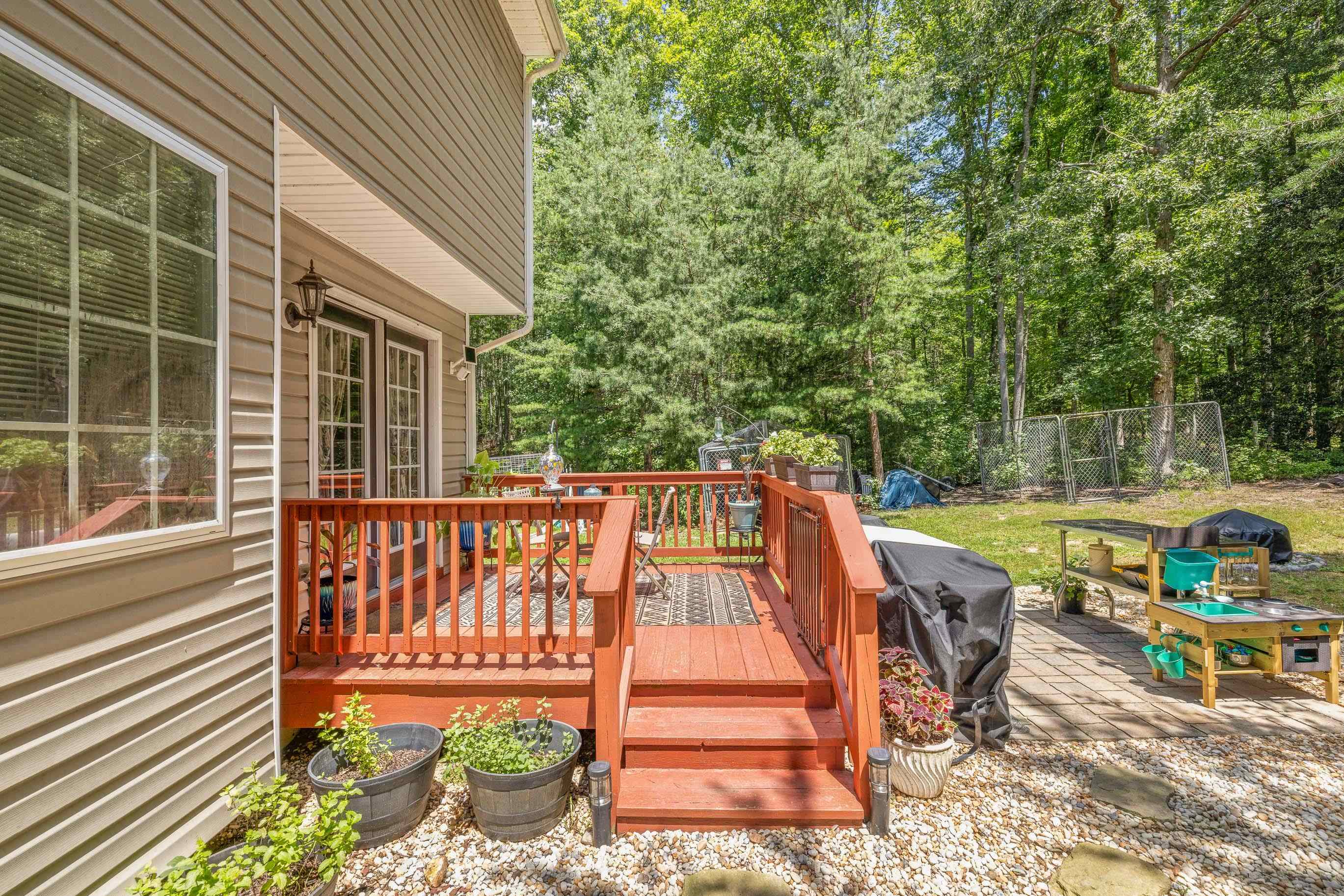 186 BAYS FARM DR, LOUISA, Virginia 23093, 3 Bedrooms Bedrooms, ,2 BathroomsBathrooms,Residential,186 BAYS FARM DR,680207 MLS # 680207