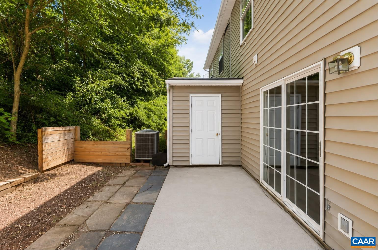 117 WATERBURY CT, CHARLOTTESVILLE, Virginia 22902, 3 Bedrooms Bedrooms, ,2 BathroomsBathrooms,Residential,117 WATERBURY CT,680210 MLS # 680210