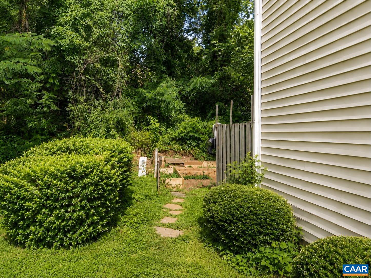 117 WATERBURY CT, CHARLOTTESVILLE, Virginia 22902, 3 Bedrooms Bedrooms, ,2 BathroomsBathrooms,Residential,117 WATERBURY CT,680210 MLS # 680210
