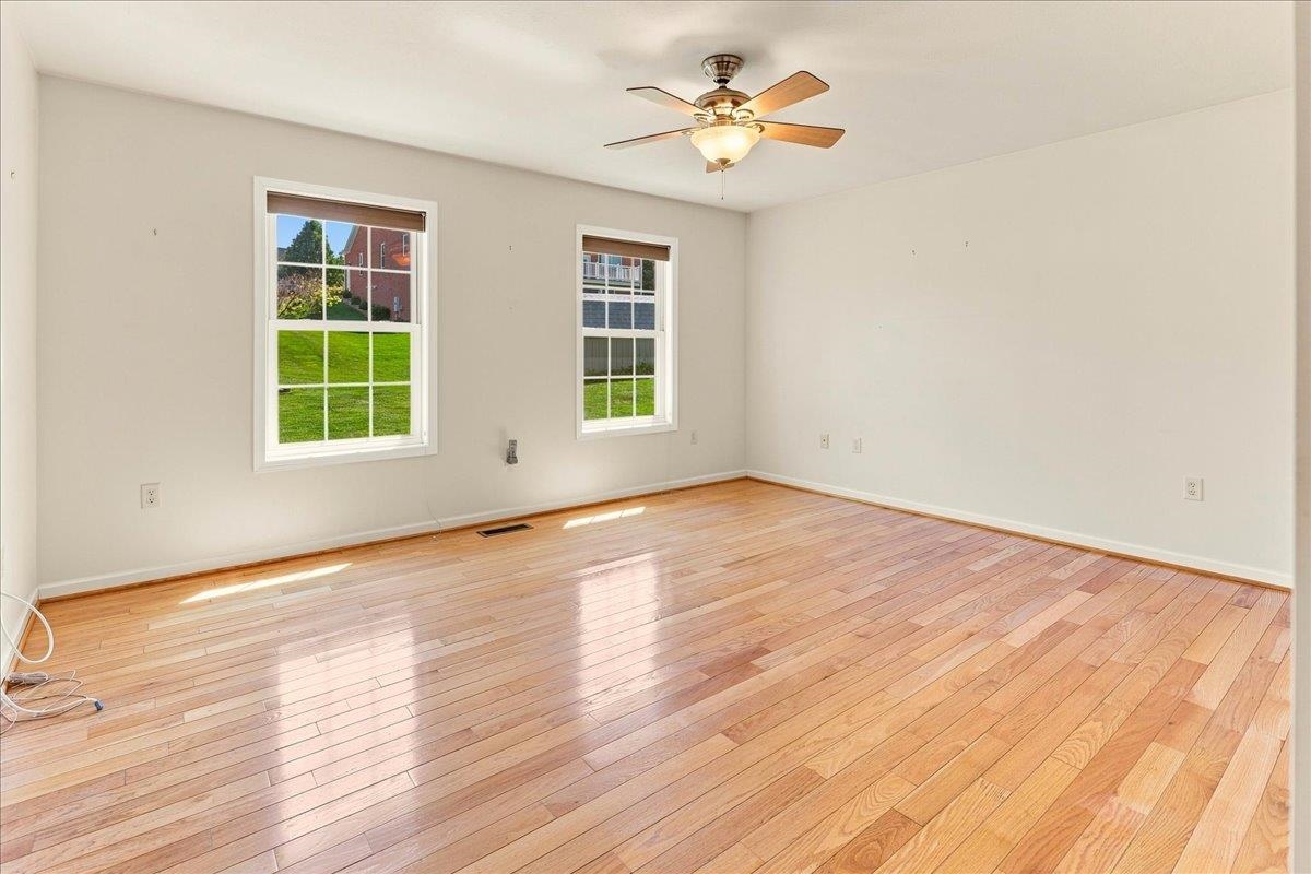 230 BUSH DR, BROADWAY, Virginia 22815, 3 Bedrooms Bedrooms, ,2 BathroomsBathrooms,Residential,230 BUSH DR,680219 MLS # 680219 230 BUSH DR, BROADWAY, Virginia 22815, 3 Bedrooms Bedrooms, ,2 BathroomsBathrooms,Residential,230 BUSH DR,680219 MLS # 680219