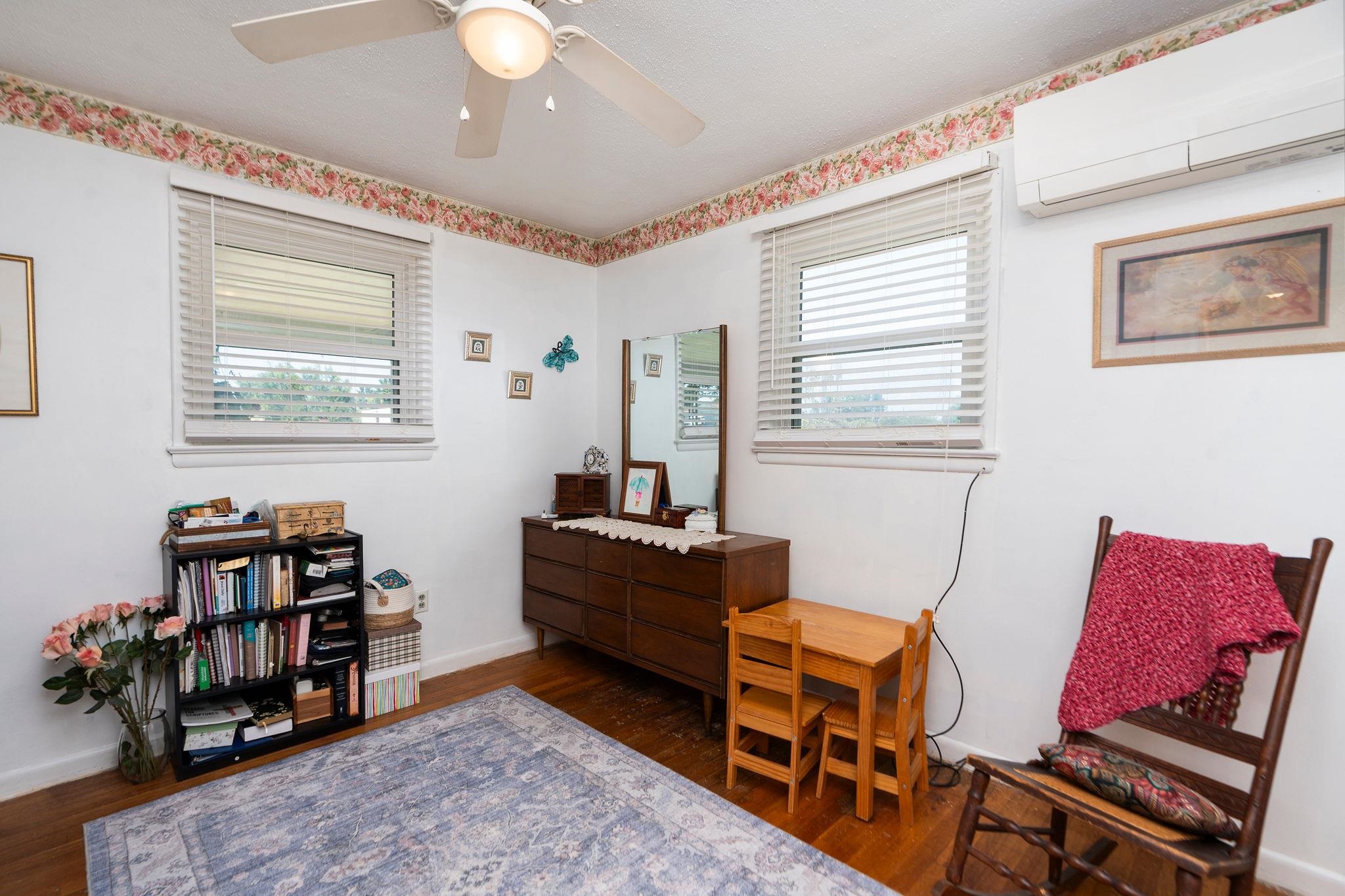 312 EDWARD AVE, WAYNESBORO, Virginia 22980, 3 Bedrooms Bedrooms, ,2 BathroomsBathrooms,Residential,312 EDWARD AVE,680220 MLS # 680220
