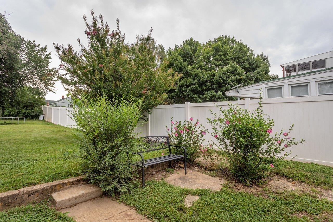 508 SEVENTH ST, SHENANDOAH, Virginia 22849, 2 Bedrooms Bedrooms, ,1 BathroomBathrooms,Residential,508 SEVENTH ST,680155 MLS # 680155