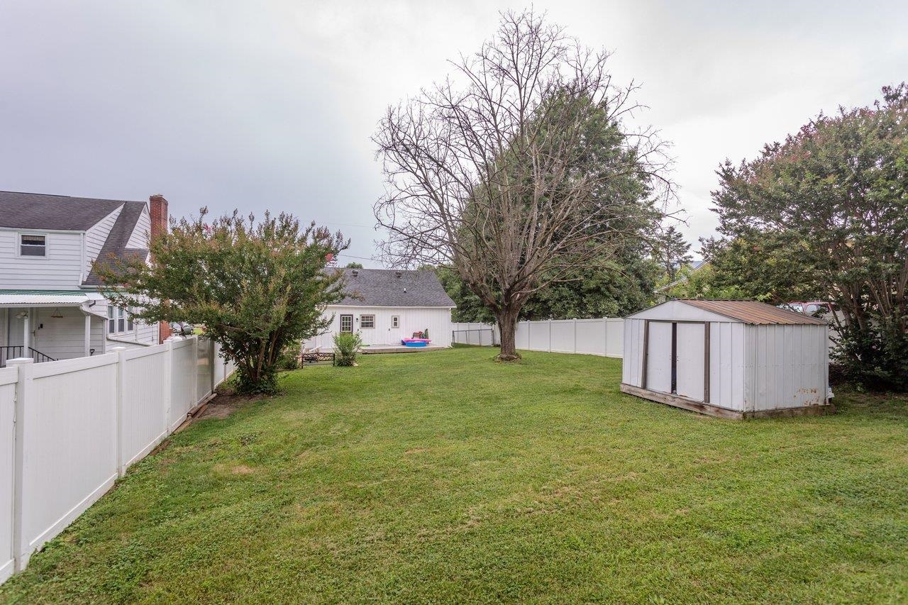 508 SEVENTH ST, SHENANDOAH, Virginia 22849, 2 Bedrooms Bedrooms, ,1 BathroomBathrooms,Residential,508 SEVENTH ST,680155 MLS # 680155