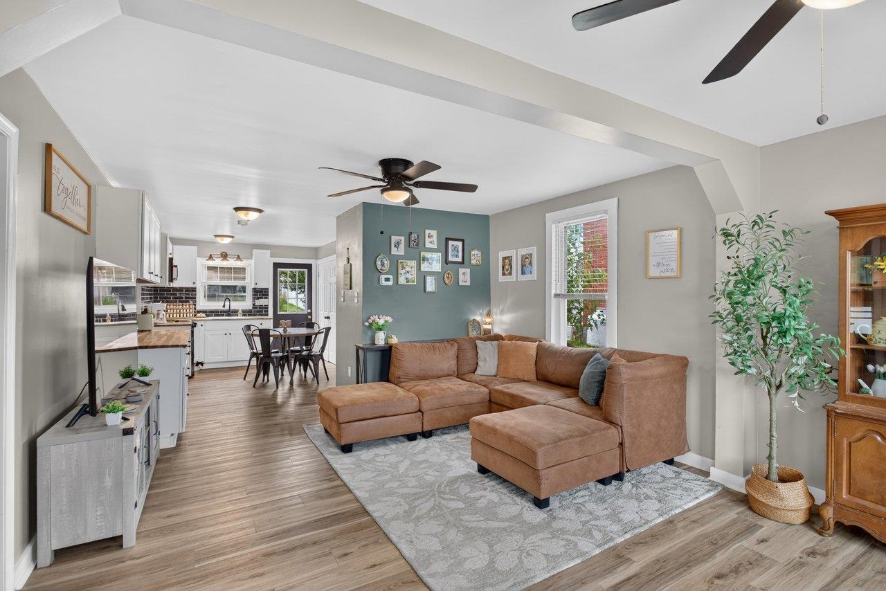 508 SEVENTH ST, SHENANDOAH, Virginia 22849, 2 Bedrooms Bedrooms, ,1 BathroomBathrooms,Residential,508 SEVENTH ST,680155 MLS # 680155