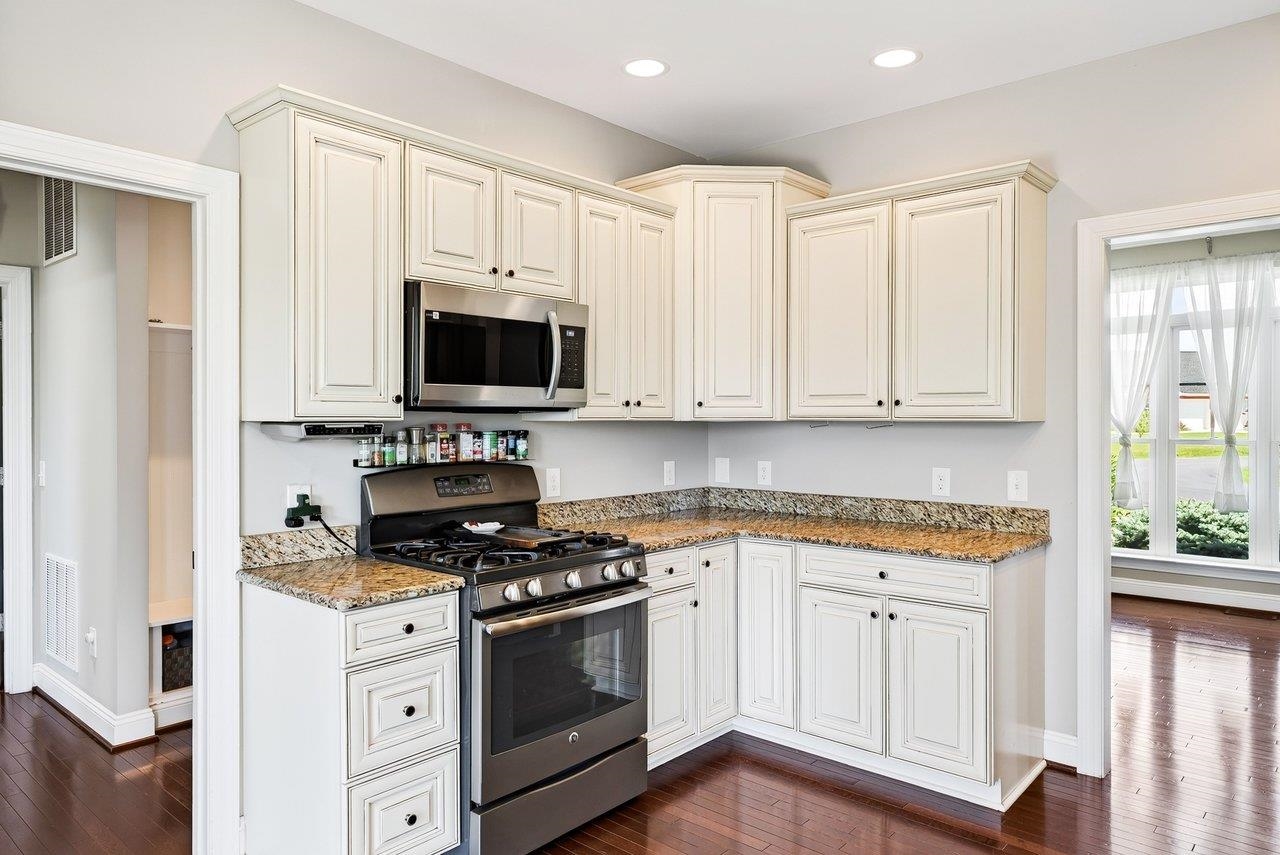 8340 OVERBROOK DR, MCGAHEYSVILLE, Virginia 22840, 5 Bedrooms Bedrooms, ,4 BathroomsBathrooms,Residential,8340 OVERBROOK DR,680185 MLS # 680185 8340 OVERBROOK DR, MCGAHEYSVILLE, Virginia 22840, 5 Bedrooms Bedrooms, ,4 BathroomsBathrooms,Residential,8340 OVERBROOK DR,680185 MLS # 680185
