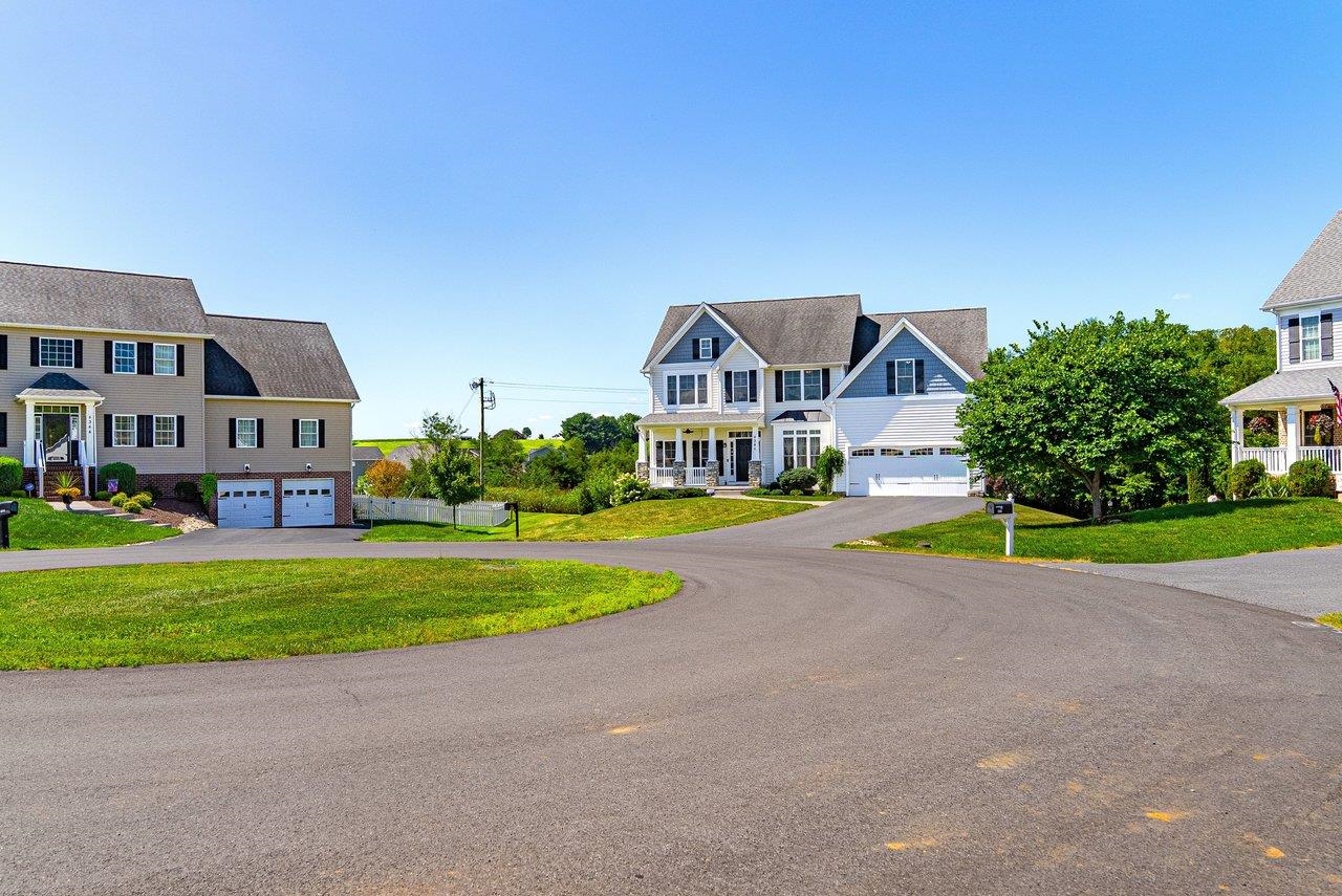 8340 OVERBROOK DR, MCGAHEYSVILLE, Virginia 22840, 5 Bedrooms Bedrooms, ,4 BathroomsBathrooms,Residential,8340 OVERBROOK DR,680185 MLS # 680185 8340 OVERBROOK DR, MCGAHEYSVILLE, Virginia 22840, 5 Bedrooms Bedrooms, ,4 BathroomsBathrooms,Residential,8340 OVERBROOK DR,680185 MLS # 680185