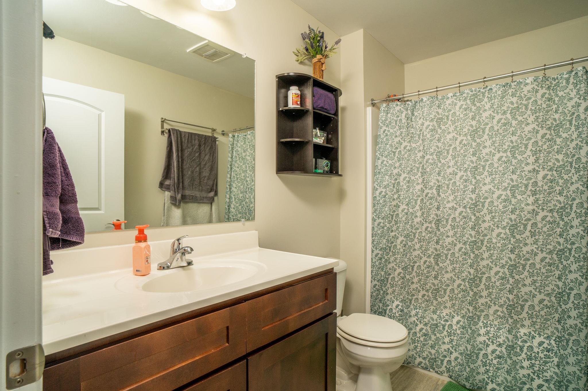 2400 BRENTWOOD DR, ROCKINGHAM, Virginia 22801, 3 Bedrooms Bedrooms, ,2 BathroomsBathrooms,Residential,2400 BRENTWOOD DR,680225 MLS # 680225 2400 BRENTWOOD DR, ROCKINGHAM, Virginia 22801, 3 Bedrooms Bedrooms, ,2 BathroomsBathrooms,Residential,2400 BRENTWOOD DR,680225 MLS # 680225