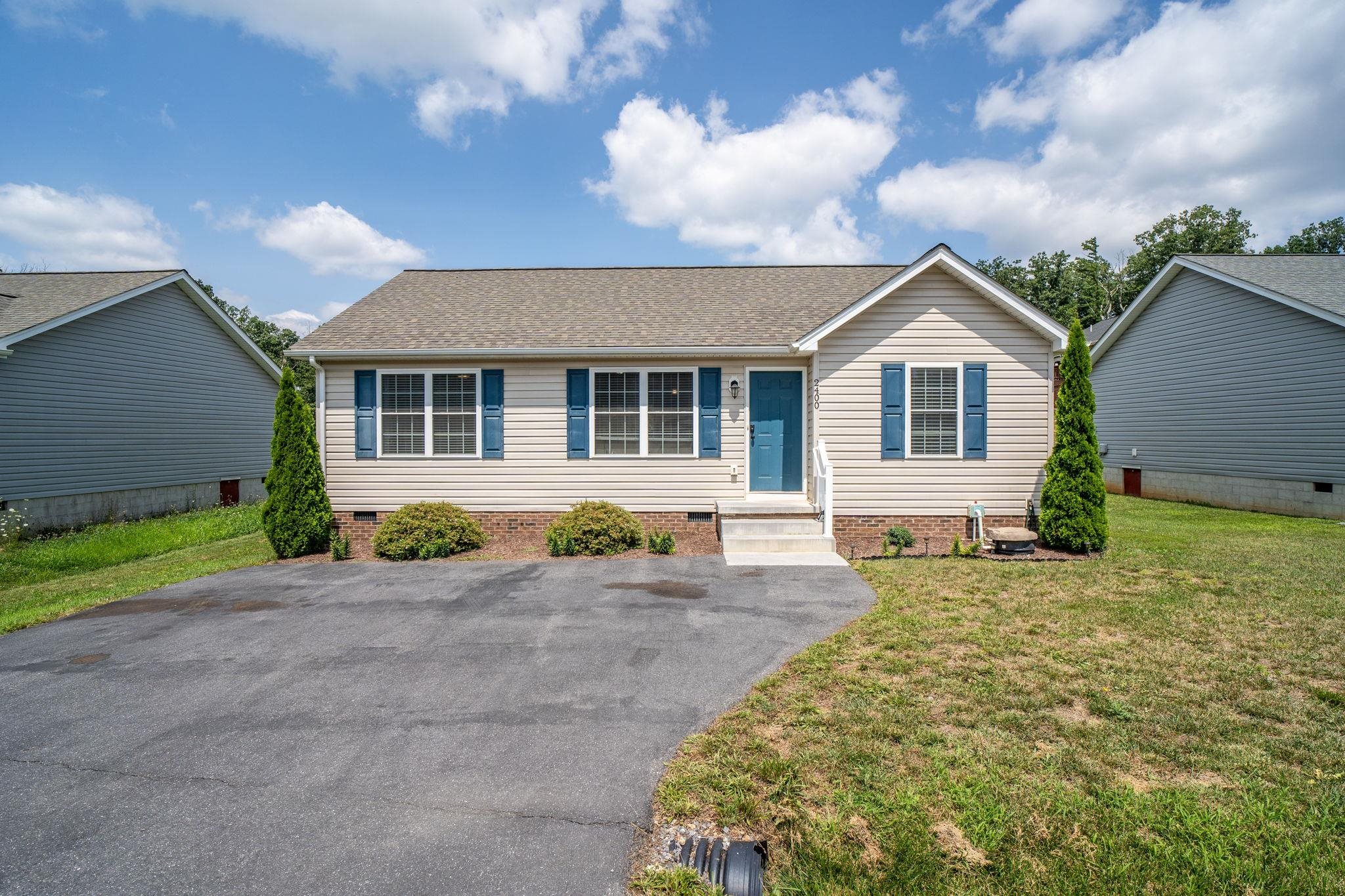 2400 BRENTWOOD DR, ROCKINGHAM, Virginia 22801, 3 Bedrooms Bedrooms, ,2 BathroomsBathrooms,Residential,2400 BRENTWOOD DR,680225 MLS # 680225 2400 BRENTWOOD DR, ROCKINGHAM, Virginia 22801, 3 Bedrooms Bedrooms, ,2 BathroomsBathrooms,Residential,2400 BRENTWOOD DR,680225 MLS # 680225