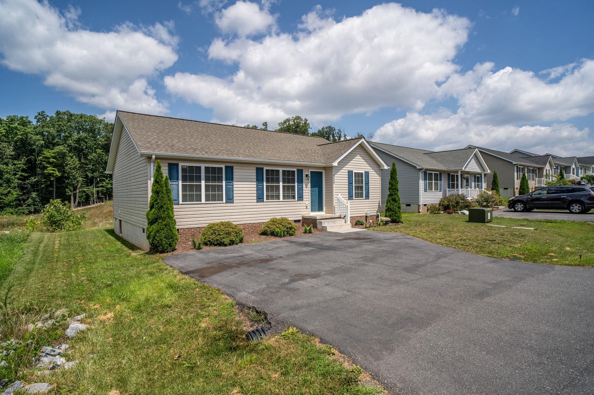 2400 BRENTWOOD DR, ROCKINGHAM, Virginia 22801, 3 Bedrooms Bedrooms, ,2 BathroomsBathrooms,Residential,2400 BRENTWOOD DR,680225 MLS # 680225 2400 BRENTWOOD DR, ROCKINGHAM, Virginia 22801, 3 Bedrooms Bedrooms, ,2 BathroomsBathrooms,Residential,2400 BRENTWOOD DR,680225 MLS # 680225