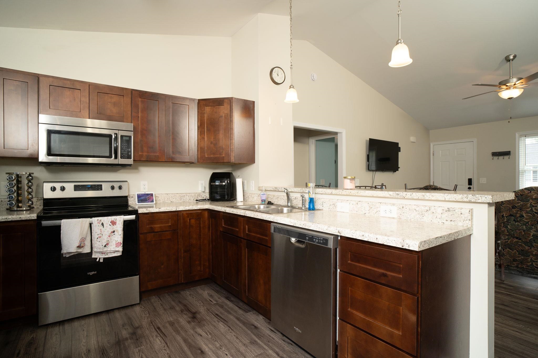 2400 BRENTWOOD DR, ROCKINGHAM, Virginia 22801, 3 Bedrooms Bedrooms, ,2 BathroomsBathrooms,Residential,2400 BRENTWOOD DR,680225 MLS # 680225 2400 BRENTWOOD DR, ROCKINGHAM, Virginia 22801, 3 Bedrooms Bedrooms, ,2 BathroomsBathrooms,Residential,2400 BRENTWOOD DR,680225 MLS # 680225