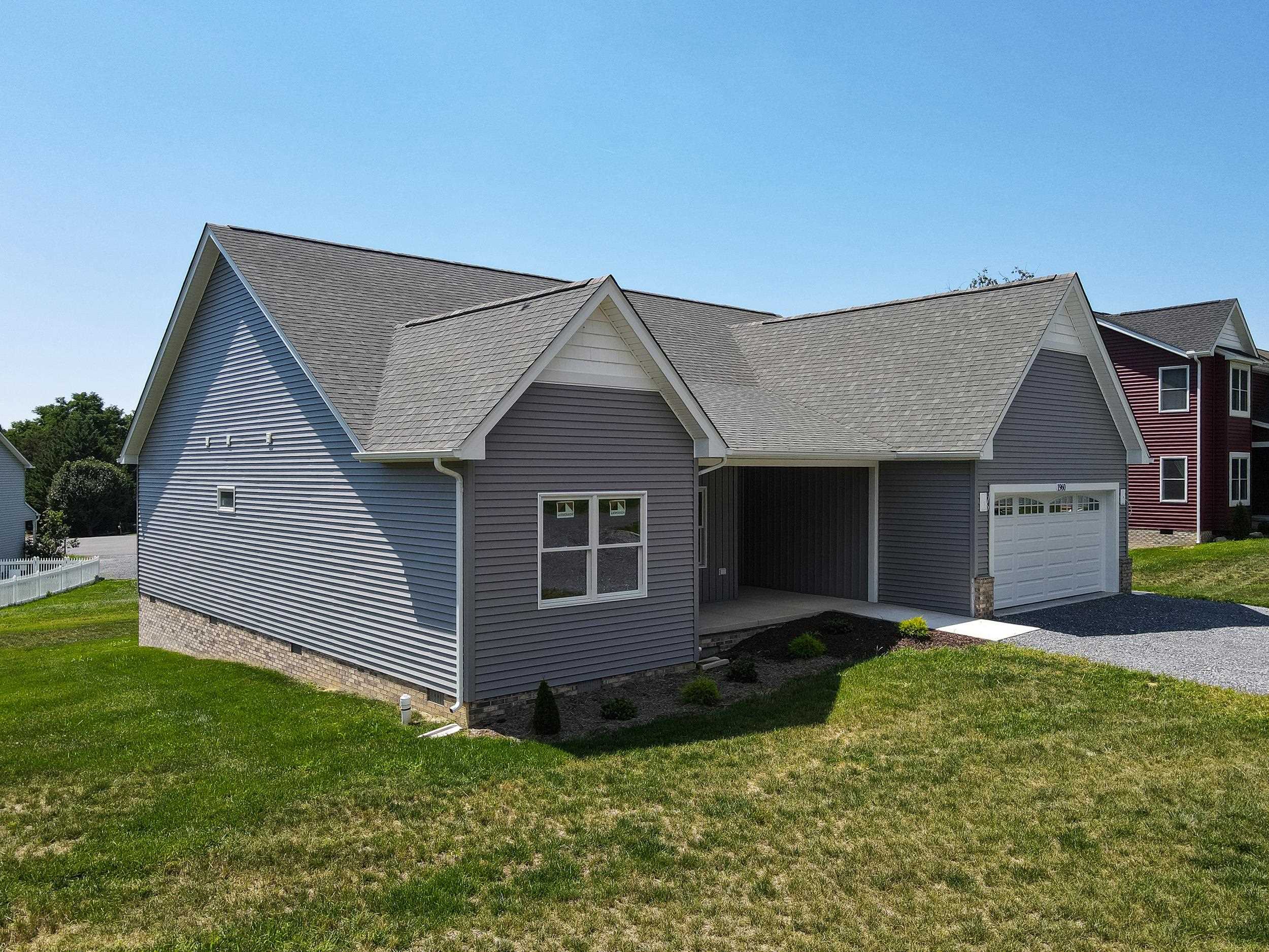 1960 E SAW MILL CT, MCGAHEYSVILLE, Virginia 22840, 3 Bedrooms Bedrooms, ,2 BathroomsBathrooms,Residential,1960 E SAW MILL CT,680227 MLS # 680227 1960 E SAW MILL CT, MCGAHEYSVILLE, Virginia 22840, 3 Bedrooms Bedrooms, ,2 BathroomsBathrooms,Residential,1960 E SAW MILL CT,680227 MLS # 680227