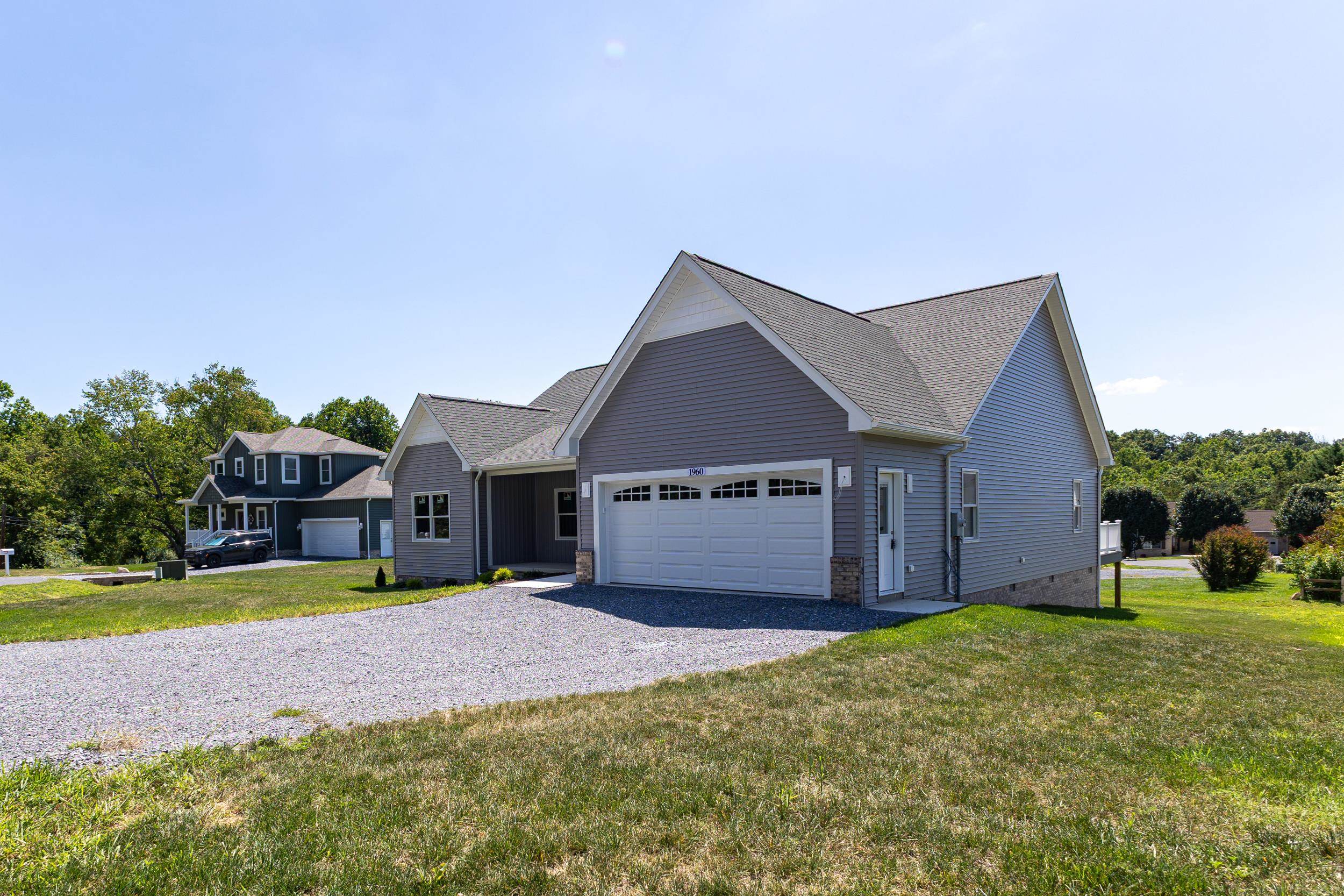1960 E SAW MILL CT, MCGAHEYSVILLE, Virginia 22840, 3 Bedrooms Bedrooms, ,2 BathroomsBathrooms,Residential,1960 E SAW MILL CT,680227 MLS # 680227 1960 E SAW MILL CT, MCGAHEYSVILLE, Virginia 22840, 3 Bedrooms Bedrooms, ,2 BathroomsBathrooms,Residential,1960 E SAW MILL CT,680227 MLS # 680227