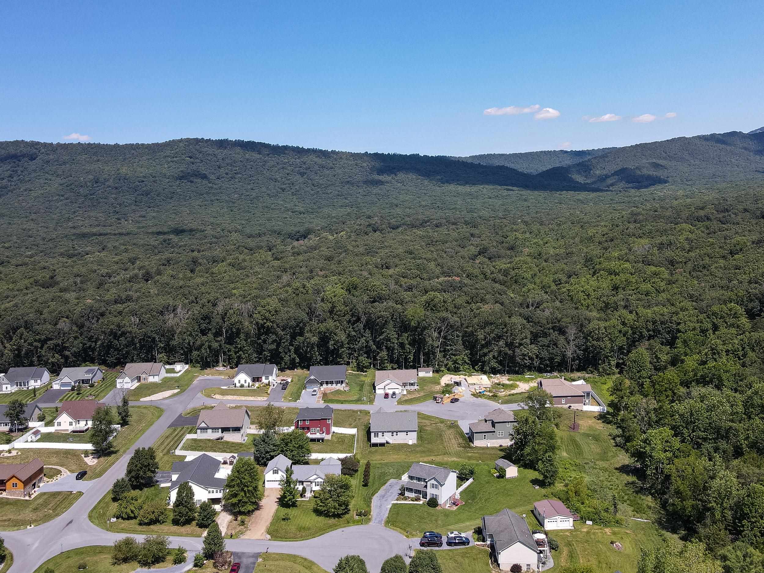 1960 E SAW MILL CT, MCGAHEYSVILLE, Virginia 22840, 3 Bedrooms Bedrooms, ,2 BathroomsBathrooms,Residential,1960 E SAW MILL CT,680227 MLS # 680227 1960 E SAW MILL CT, MCGAHEYSVILLE, Virginia 22840, 3 Bedrooms Bedrooms, ,2 BathroomsBathrooms,Residential,1960 E SAW MILL CT,680227 MLS # 680227