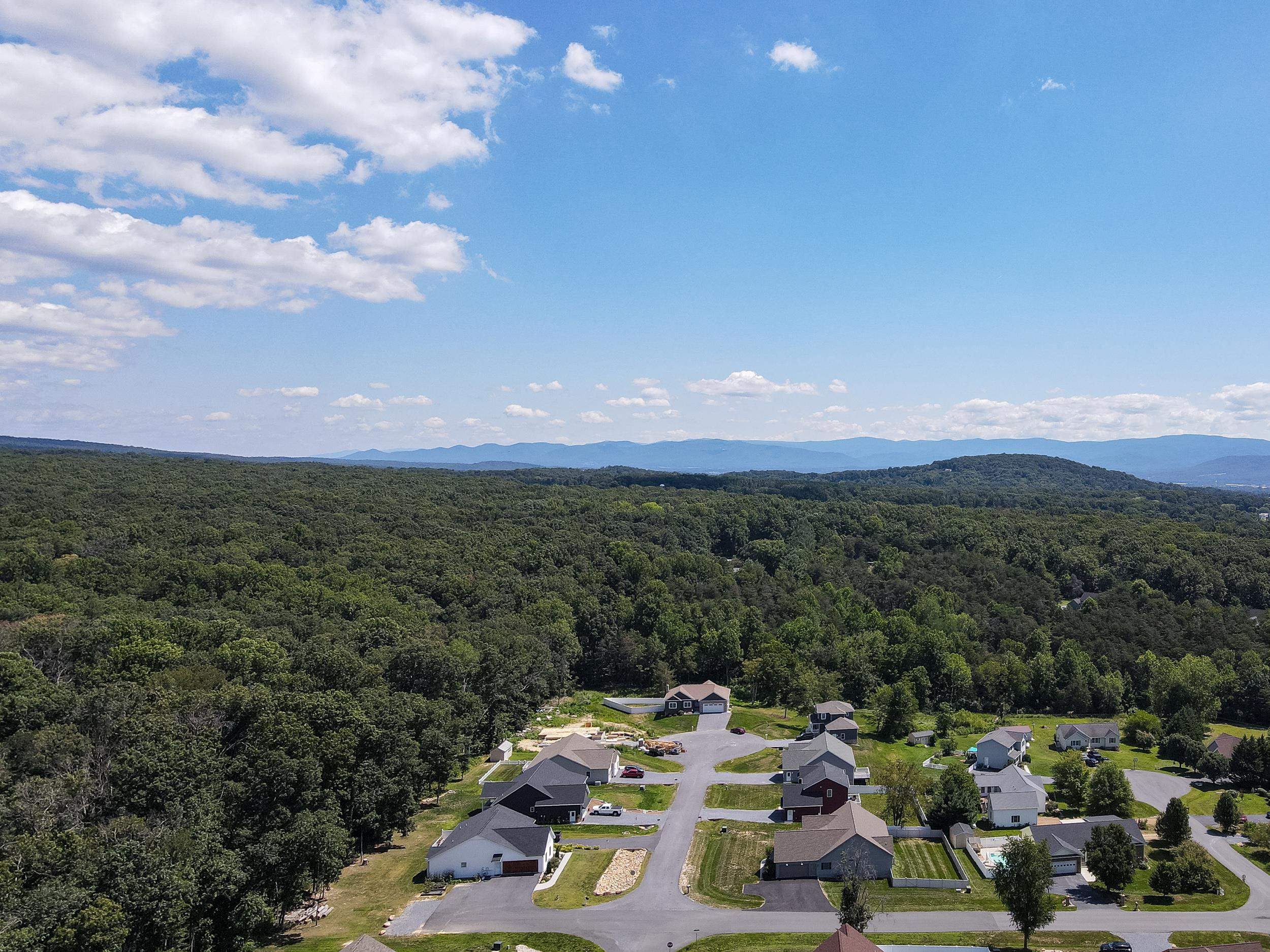 1960 E SAW MILL CT, MCGAHEYSVILLE, Virginia 22840, 3 Bedrooms Bedrooms, ,2 BathroomsBathrooms,Residential,1960 E SAW MILL CT,680227 MLS # 680227 1960 E SAW MILL CT, MCGAHEYSVILLE, Virginia 22840, 3 Bedrooms Bedrooms, ,2 BathroomsBathrooms,Residential,1960 E SAW MILL CT,680227 MLS # 680227