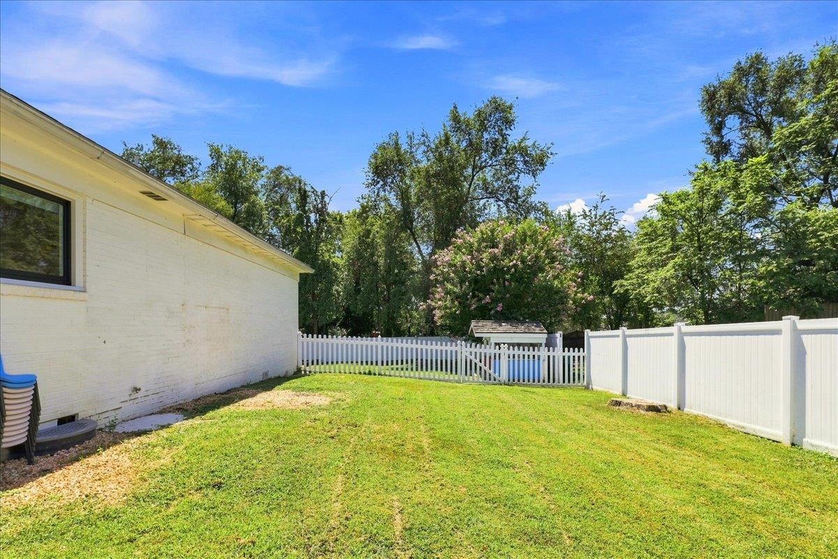 15 SOUTHGATE CT, HARRISONBURG, Virginia 22801, ,Commercial,15 SOUTHGATE CT,680250 MLS # 680250 15 SOUTHGATE CT, HARRISONBURG, Virginia 22801, ,Commercial,15 SOUTHGATE CT,680250 MLS # 680250