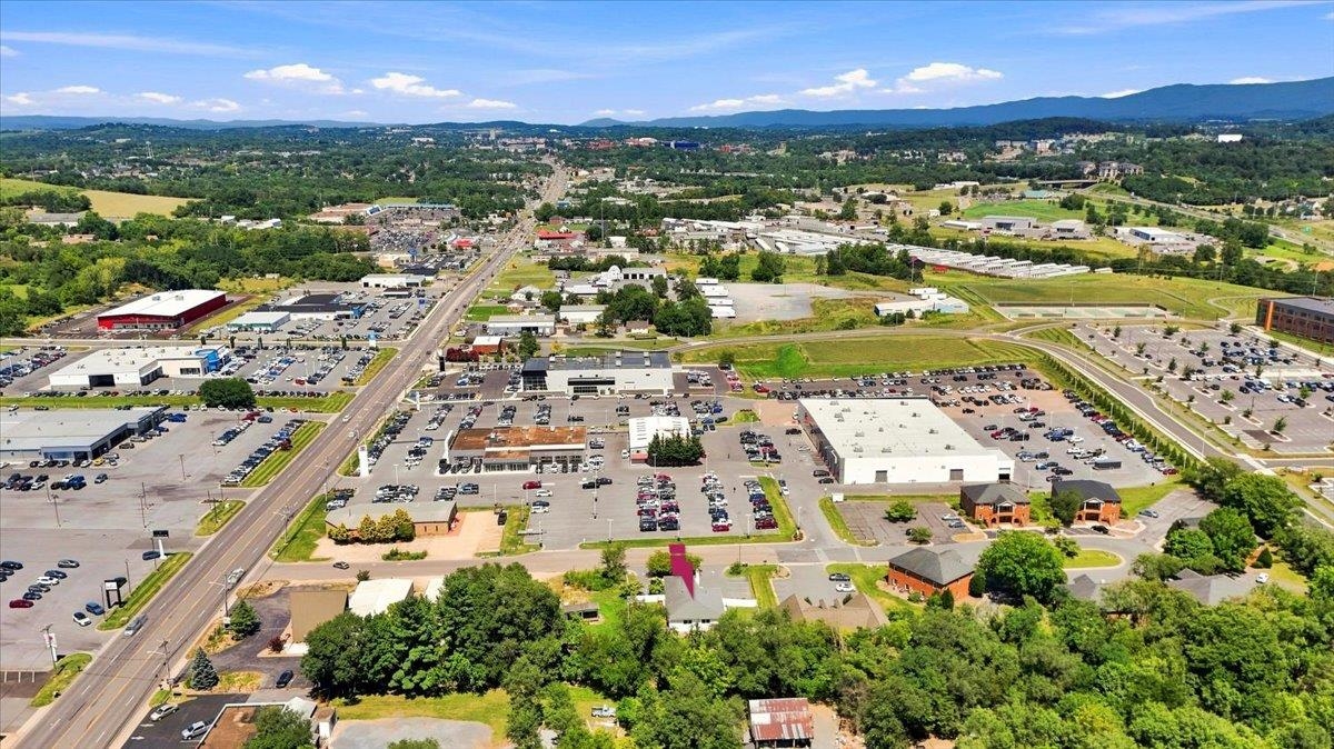 15 SOUTHGATE CT, HARRISONBURG, Virginia 22801, ,Commercial,15 SOUTHGATE CT,680250 MLS # 680250 15 SOUTHGATE CT, HARRISONBURG, Virginia 22801, ,Commercial,15 SOUTHGATE CT,680250 MLS # 680250