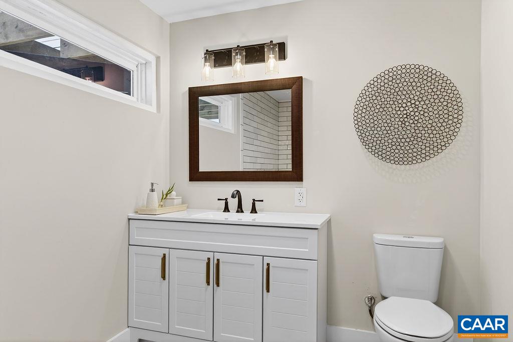 189 OLD ROSELAND RD, ROSELAND, Virginia 22967, 3 Bedrooms Bedrooms, ,3 BathroomsBathrooms,Residential,189 OLD ROSELAND RD,676371 MLS # 676371 189 OLD ROSELAND RD, ROSELAND, Virginia 22967, 3 Bedrooms Bedrooms, ,3 BathroomsBathrooms,Residential,189 OLD ROSELAND RD,676371 MLS # 676371