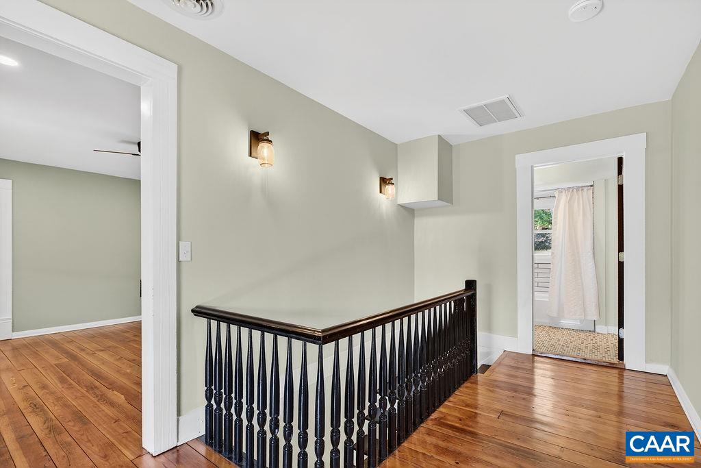 189 OLD ROSELAND RD, ROSELAND, Virginia 22967, 3 Bedrooms Bedrooms, ,3 BathroomsBathrooms,Residential,189 OLD ROSELAND RD,676371 MLS # 676371 189 OLD ROSELAND RD, ROSELAND, Virginia 22967, 3 Bedrooms Bedrooms, ,3 BathroomsBathrooms,Residential,189 OLD ROSELAND RD,676371 MLS # 676371