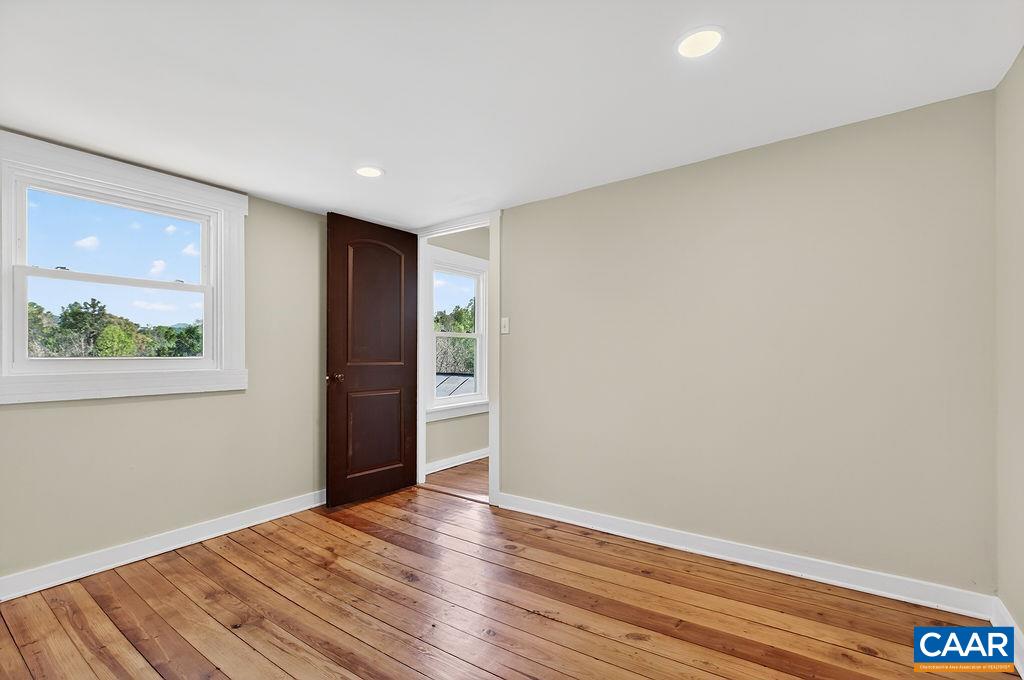189 OLD ROSELAND RD, ROSELAND, Virginia 22967, 3 Bedrooms Bedrooms, ,3 BathroomsBathrooms,Residential,189 OLD ROSELAND RD,676371 MLS # 676371 189 OLD ROSELAND RD, ROSELAND, Virginia 22967, 3 Bedrooms Bedrooms, ,3 BathroomsBathrooms,Residential,189 OLD ROSELAND RD,676371 MLS # 676371