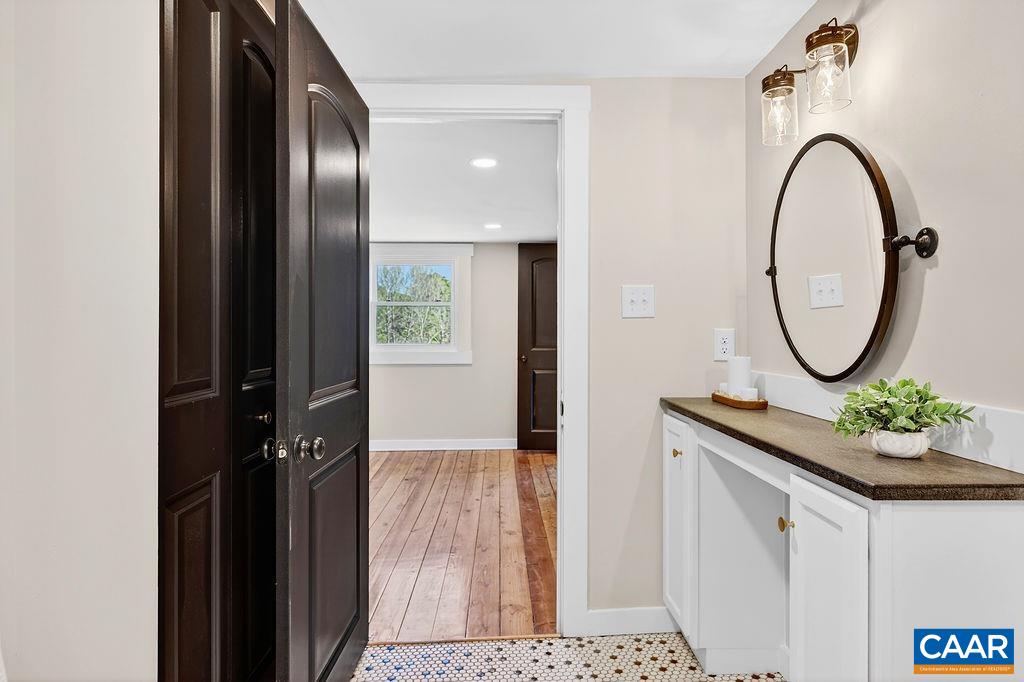 189 OLD ROSELAND RD, ROSELAND, Virginia 22967, 3 Bedrooms Bedrooms, ,3 BathroomsBathrooms,Residential,189 OLD ROSELAND RD,676371 MLS # 676371 189 OLD ROSELAND RD, ROSELAND, Virginia 22967, 3 Bedrooms Bedrooms, ,3 BathroomsBathrooms,Residential,189 OLD ROSELAND RD,676371 MLS # 676371