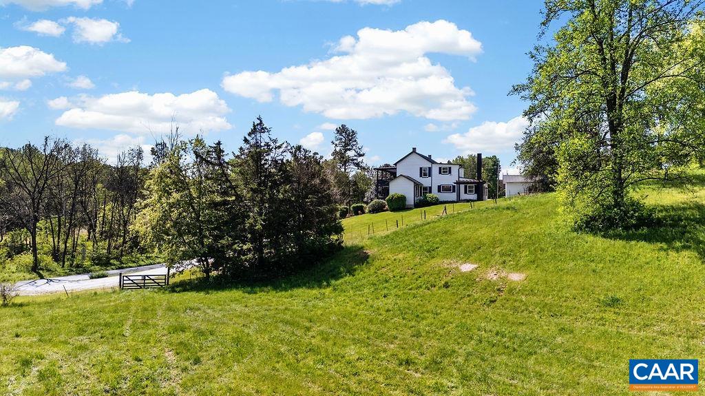 189 OLD ROSELAND RD, ROSELAND, Virginia 22967, 3 Bedrooms Bedrooms, ,3 BathroomsBathrooms,Residential,189 OLD ROSELAND RD,676371 MLS # 676371 189 OLD ROSELAND RD, ROSELAND, Virginia 22967, 3 Bedrooms Bedrooms, ,3 BathroomsBathrooms,Residential,189 OLD ROSELAND RD,676371 MLS # 676371