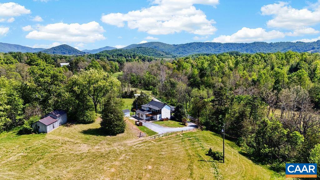 189 OLD ROSELAND RD, ROSELAND, Virginia 22967, 3 Bedrooms Bedrooms, ,3 BathroomsBathrooms,Residential,189 OLD ROSELAND RD,676371 MLS # 676371 189 OLD ROSELAND RD, ROSELAND, Virginia 22967, 3 Bedrooms Bedrooms, ,3 BathroomsBathrooms,Residential,189 OLD ROSELAND RD,676371 MLS # 676371