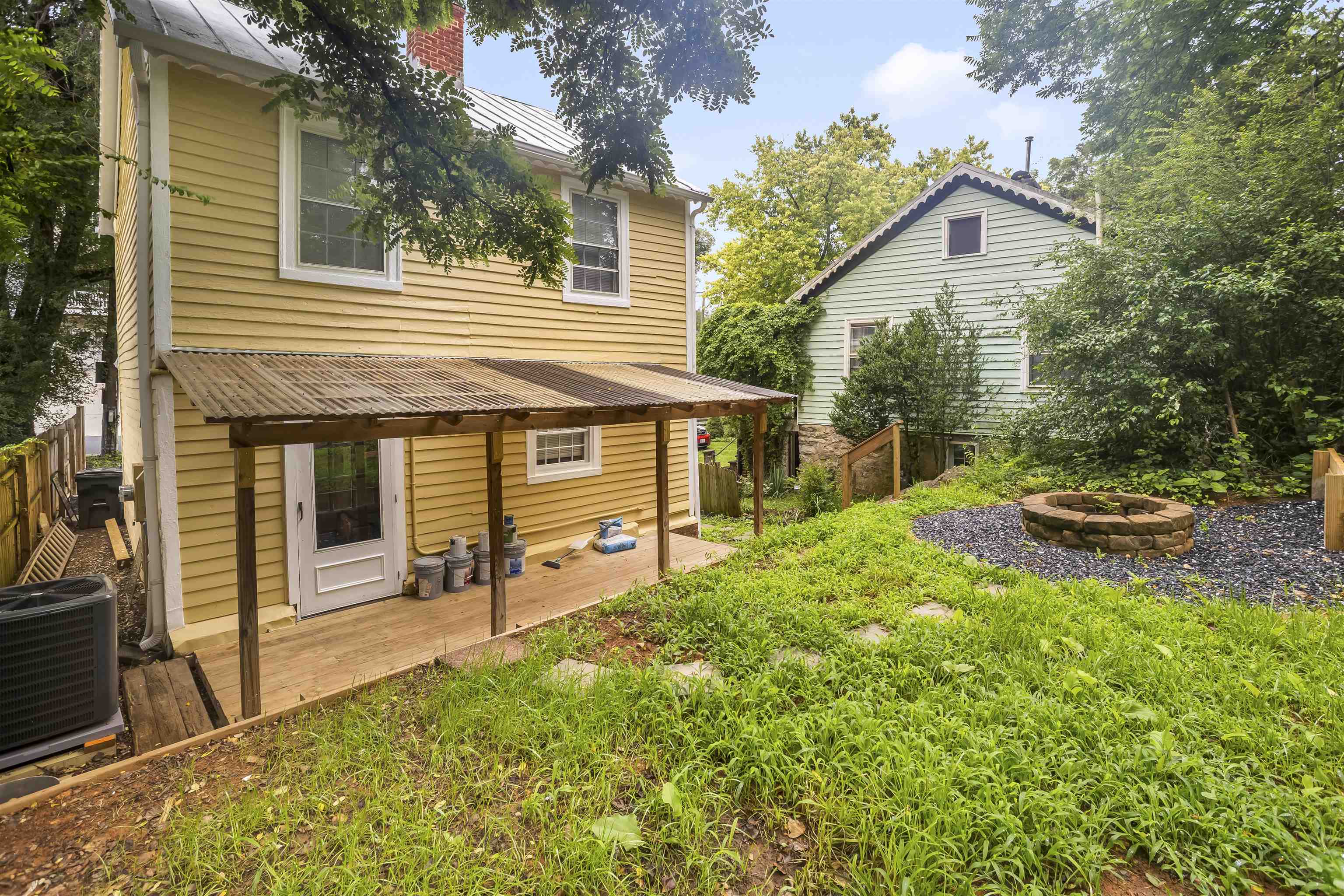 324 GREEN ST, STAUNTON, Virginia 24401, 2 Bedrooms Bedrooms, ,1 BathroomBathrooms,Residential,324 GREEN ST,679535 MLS # 679535 324 GREEN ST, STAUNTON, Virginia 24401, 2 Bedrooms Bedrooms, ,1 BathroomBathrooms,Residential,324 GREEN ST,679535 MLS # 679535