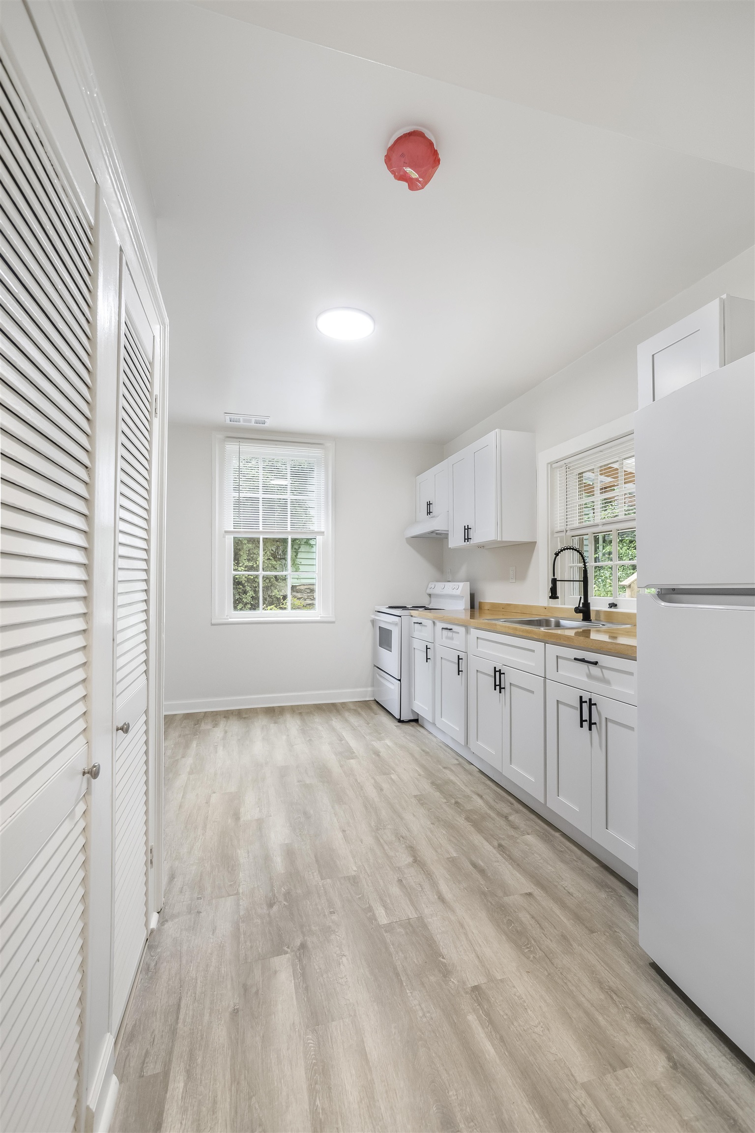 324 GREEN ST, STAUNTON, Virginia 24401, 2 Bedrooms Bedrooms, ,1 BathroomBathrooms,Residential,324 GREEN ST,679535 MLS # 679535 324 GREEN ST, STAUNTON, Virginia 24401, 2 Bedrooms Bedrooms, ,1 BathroomBathrooms,Residential,324 GREEN ST,679535 MLS # 679535