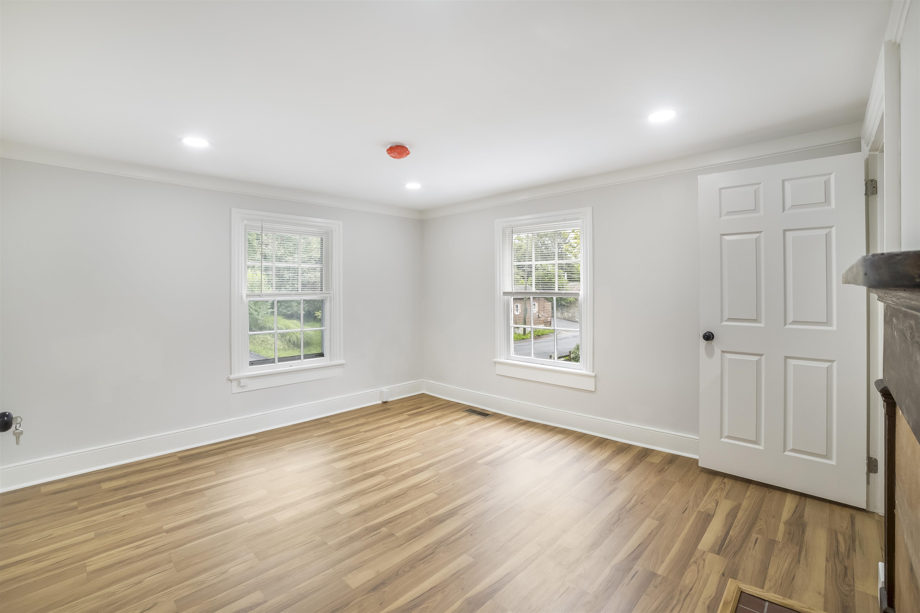324 GREEN ST, STAUNTON, Virginia 24401, 2 Bedrooms Bedrooms, ,1 BathroomBathrooms,Residential,324 GREEN ST,679535 MLS # 679535 324 GREEN ST, STAUNTON, Virginia 24401, 2 Bedrooms Bedrooms, ,1 BathroomBathrooms,Residential,324 GREEN ST,679535 MLS # 679535