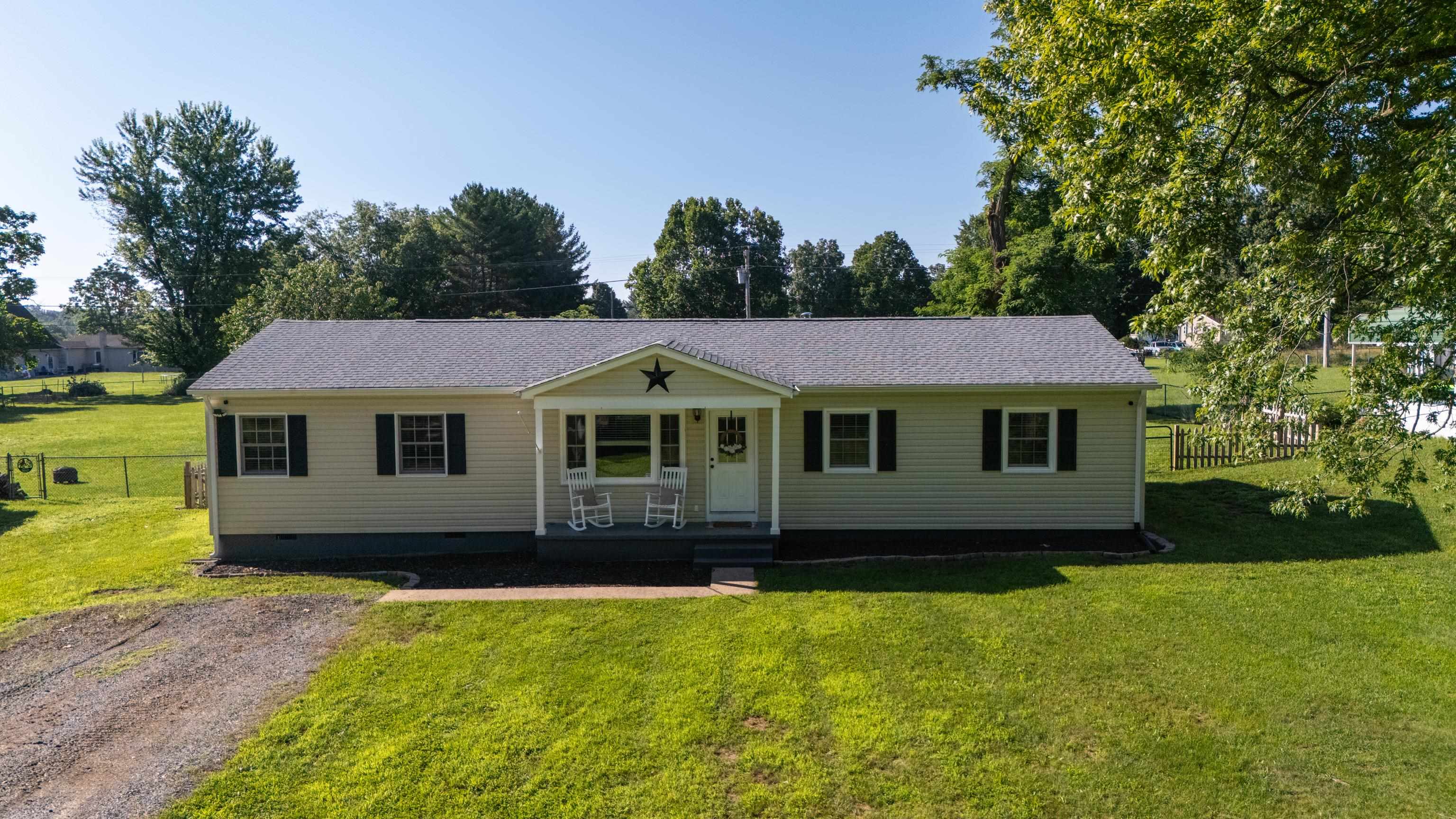 440 DRY BRANCH RD, CHURCHVILLE, Virginia 24421, 4 Bedrooms Bedrooms, ,2 BathroomsBathrooms,Residential,440 DRY BRANCH RD,679582 MLS # 679582