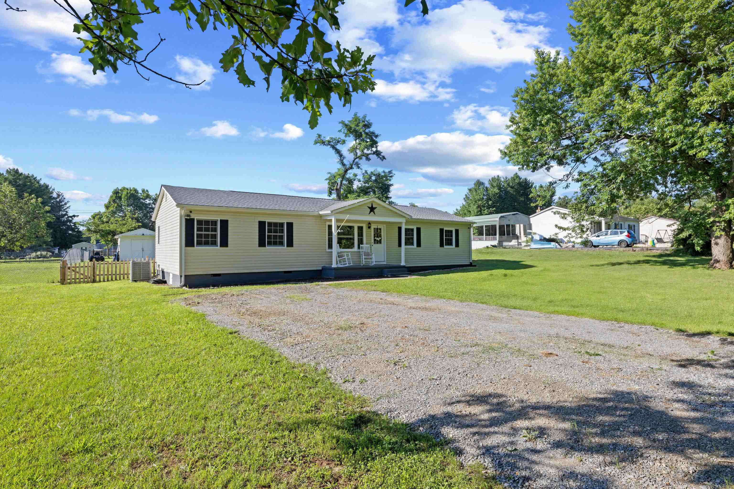 440 DRY BRANCH RD, CHURCHVILLE, Virginia 24421, 4 Bedrooms Bedrooms, ,2 BathroomsBathrooms,Residential,440 DRY BRANCH RD,679582 MLS # 679582 440 DRY BRANCH RD, CHURCHVILLE, Virginia 24421, 4 Bedrooms Bedrooms, ,2 BathroomsBathrooms,Residential,440 DRY BRANCH RD,679582 MLS # 679582