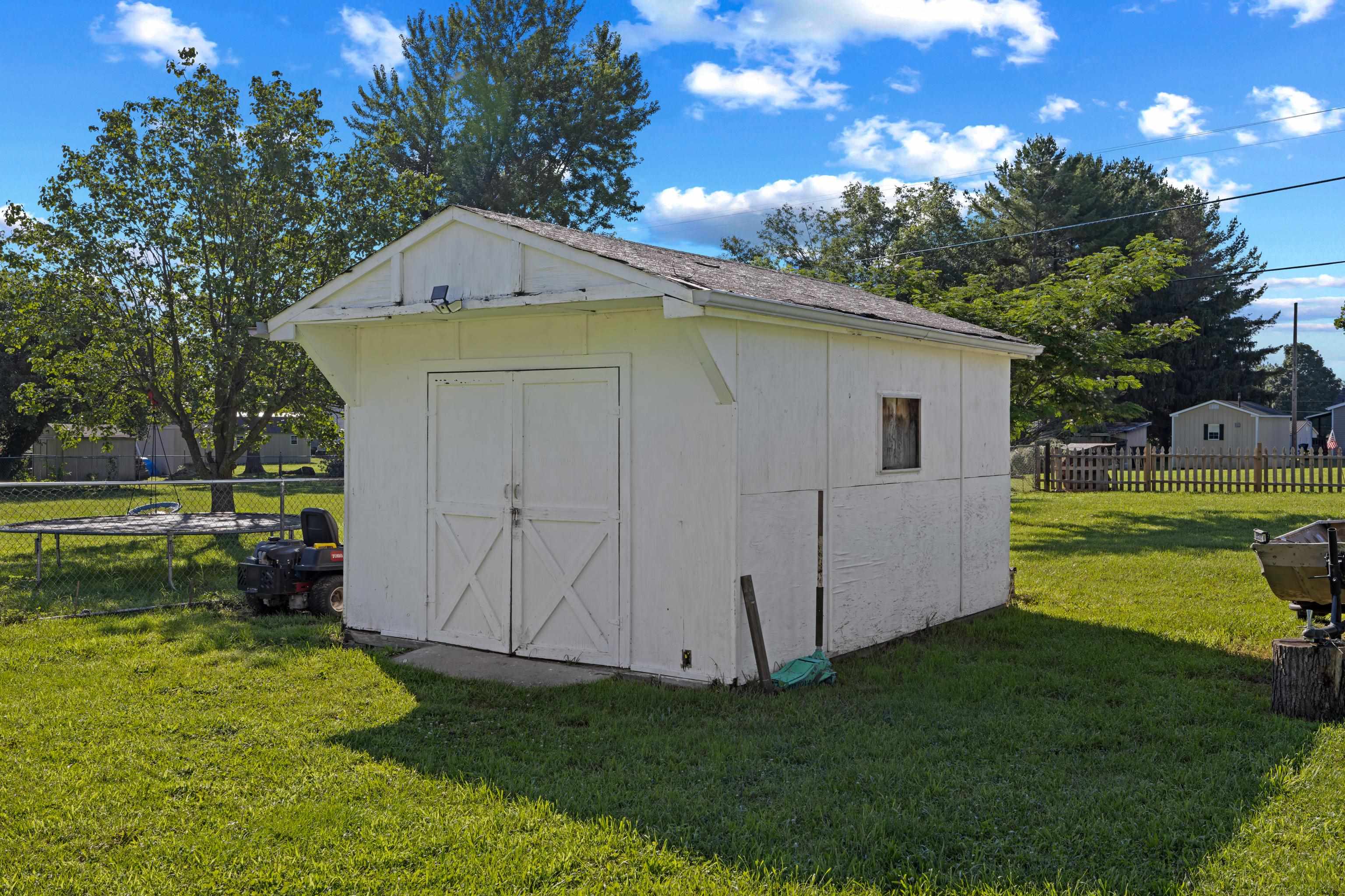 440 DRY BRANCH RD, CHURCHVILLE, Virginia 24421, 4 Bedrooms Bedrooms, ,2 BathroomsBathrooms,Residential,440 DRY BRANCH RD,679582 MLS # 679582 440 DRY BRANCH RD, CHURCHVILLE, Virginia 24421, 4 Bedrooms Bedrooms, ,2 BathroomsBathrooms,Residential,440 DRY BRANCH RD,679582 MLS # 679582