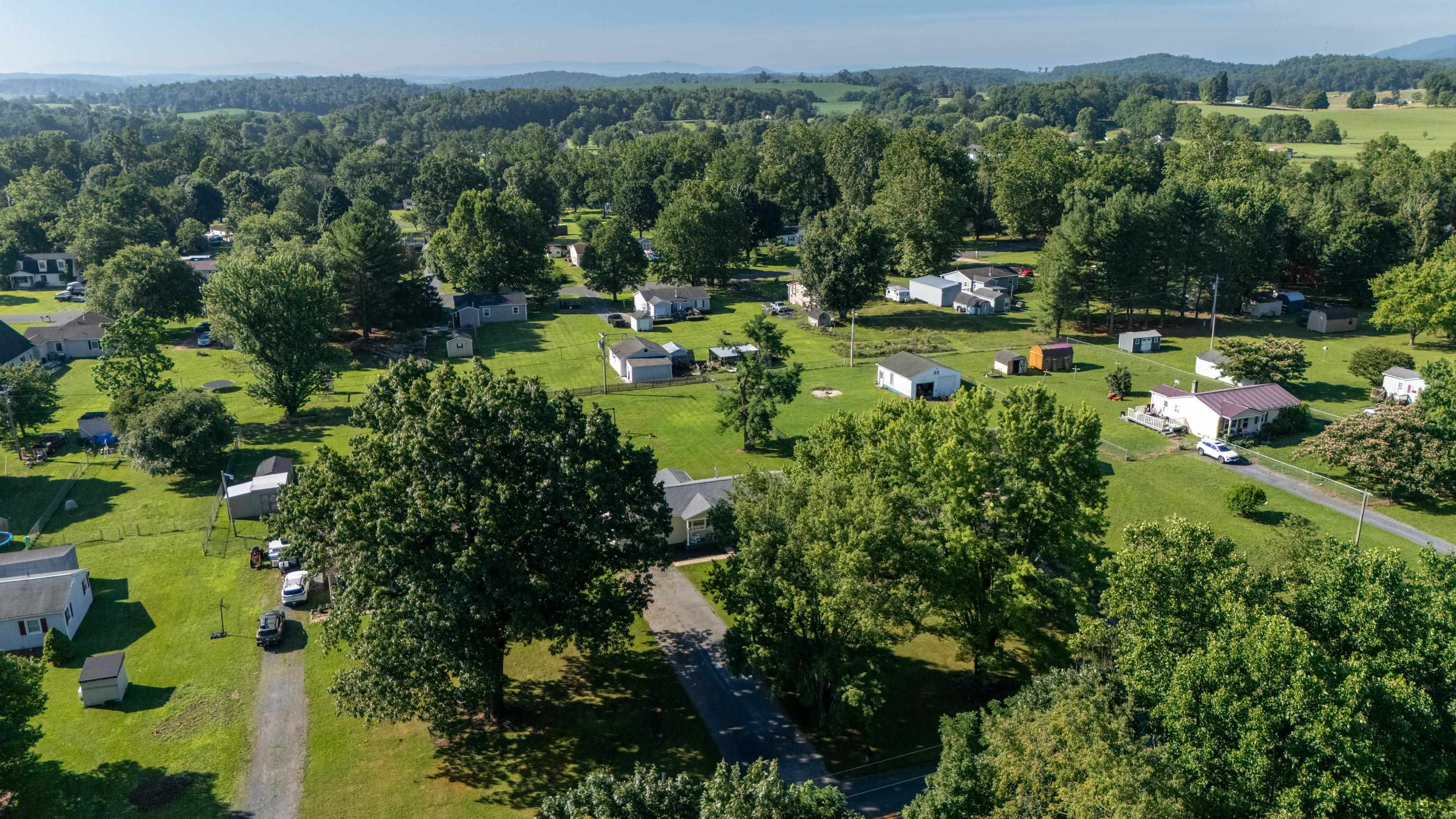 440 DRY BRANCH RD, CHURCHVILLE, Virginia 24421, 4 Bedrooms Bedrooms, ,2 BathroomsBathrooms,Residential,440 DRY BRANCH RD,679582 MLS # 679582 440 DRY BRANCH RD, CHURCHVILLE, Virginia 24421, 4 Bedrooms Bedrooms, ,2 BathroomsBathrooms,Residential,440 DRY BRANCH RD,679582 MLS # 679582