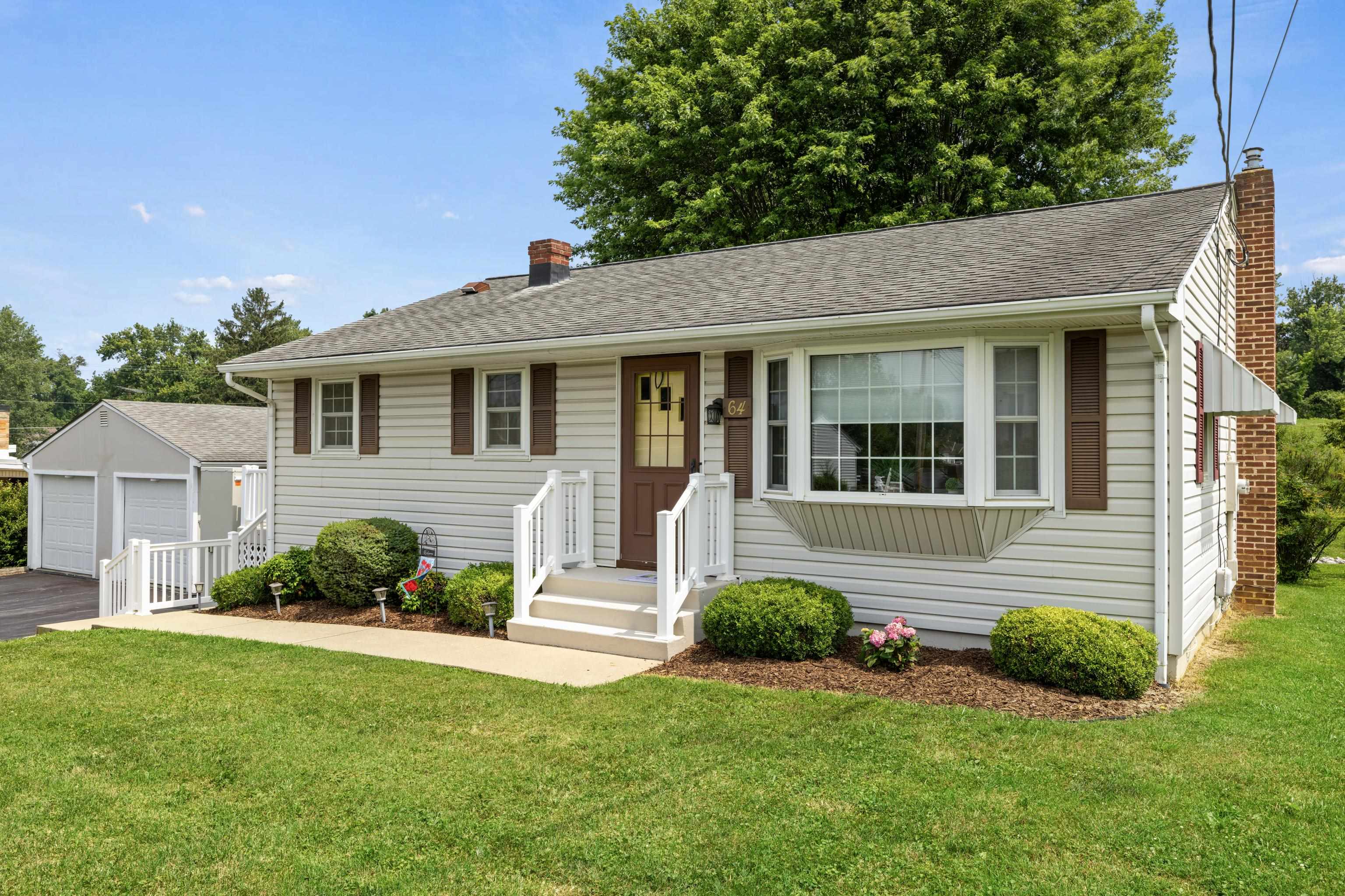64 ANTRIM RD, FISHERSVILLE, Virginia 22939, 3 Bedrooms Bedrooms, ,2 BathroomsBathrooms,Residential,64 ANTRIM RD,680234 MLS # 680234