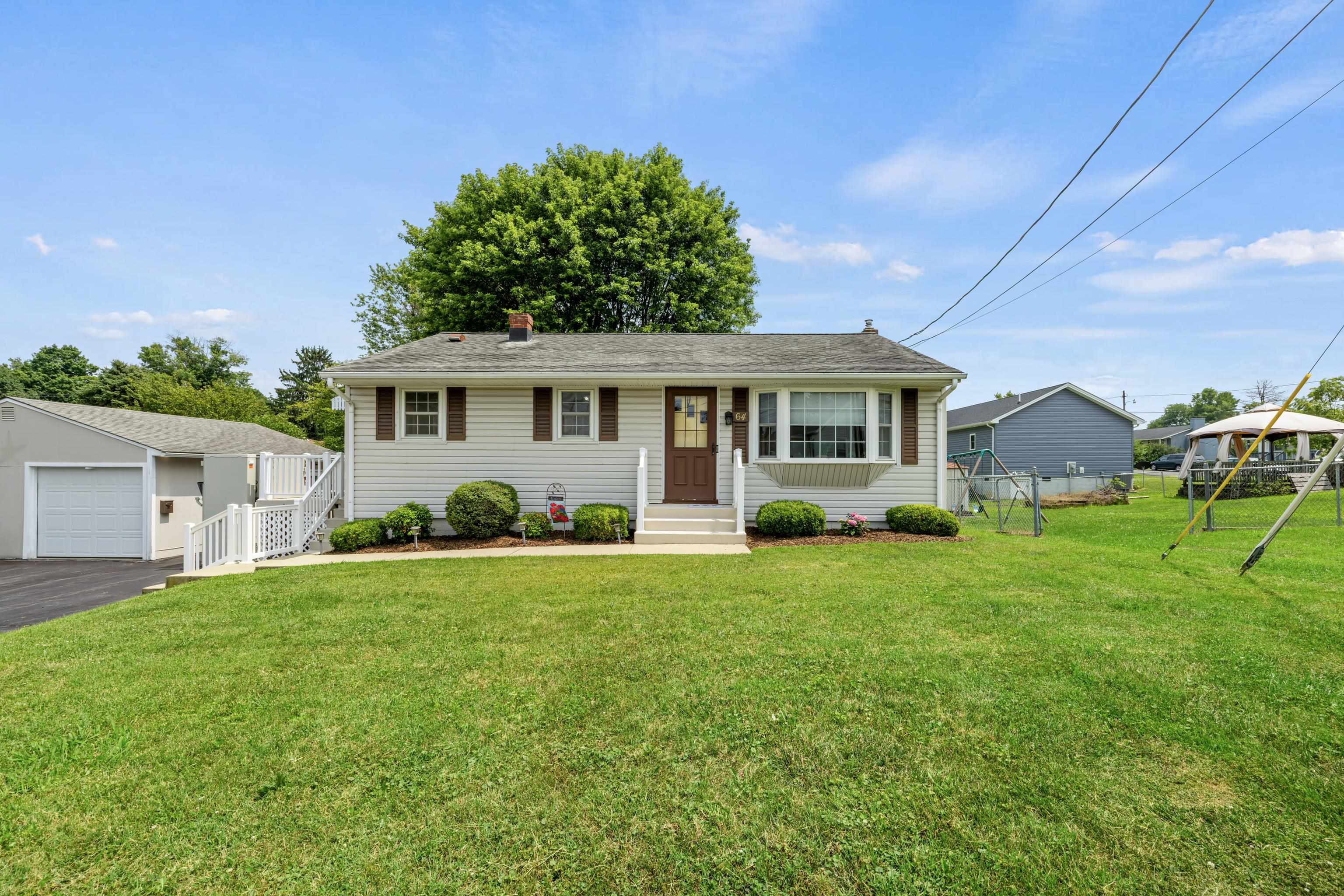 64 ANTRIM RD, FISHERSVILLE, Virginia 22939, 3 Bedrooms Bedrooms, ,2 BathroomsBathrooms,Residential,64 ANTRIM RD,680234 MLS # 680234