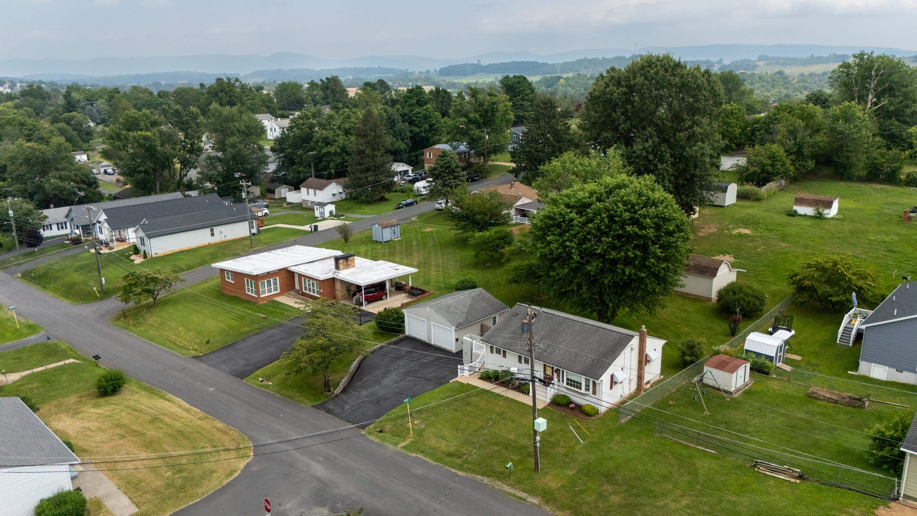 64 ANTRIM RD, FISHERSVILLE, Virginia 22939, 3 Bedrooms Bedrooms, ,2 BathroomsBathrooms,Residential,64 ANTRIM RD,680234 MLS # 680234