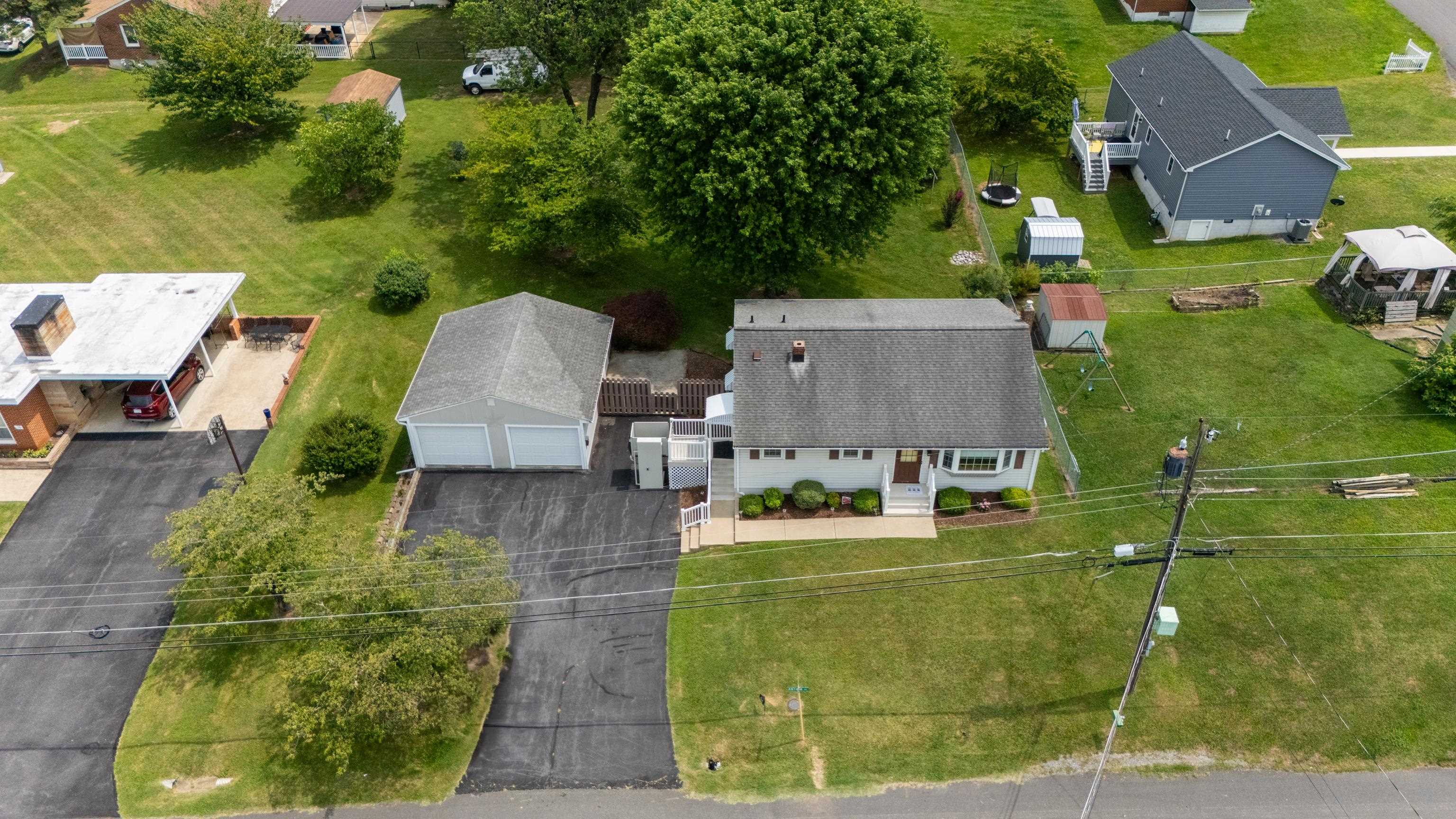 64 ANTRIM RD, FISHERSVILLE, Virginia 22939, 3 Bedrooms Bedrooms, ,2 BathroomsBathrooms,Residential,64 ANTRIM RD,680234 MLS # 680234