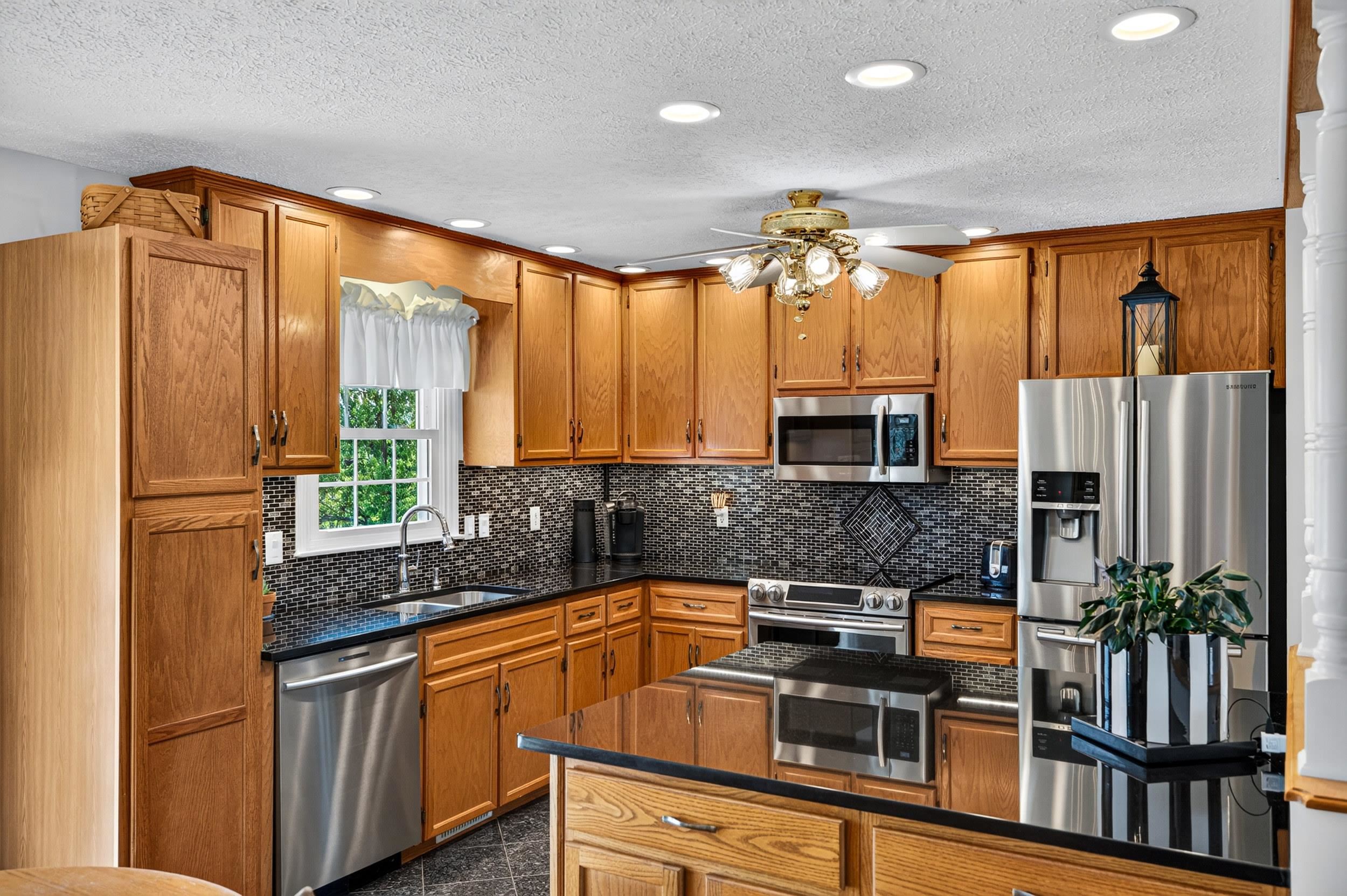 1251 WATERMAN DR, HARRISONBURG, Virginia 22802, 4 Bedrooms Bedrooms, ,3 BathroomsBathrooms,Residential,1251 Waterman Dr, Harrisonburg, VA 22802,1251 WATERMAN DR,680237 MLS # 680237 1251 WATERMAN DR, HARRISONBURG, Virginia 22802, 4 Bedrooms Bedrooms, ,3 BathroomsBathrooms,Residential,1251 Waterman Dr, Harrisonburg, VA 22802,1251 WATERMAN DR,680237 MLS # 680237