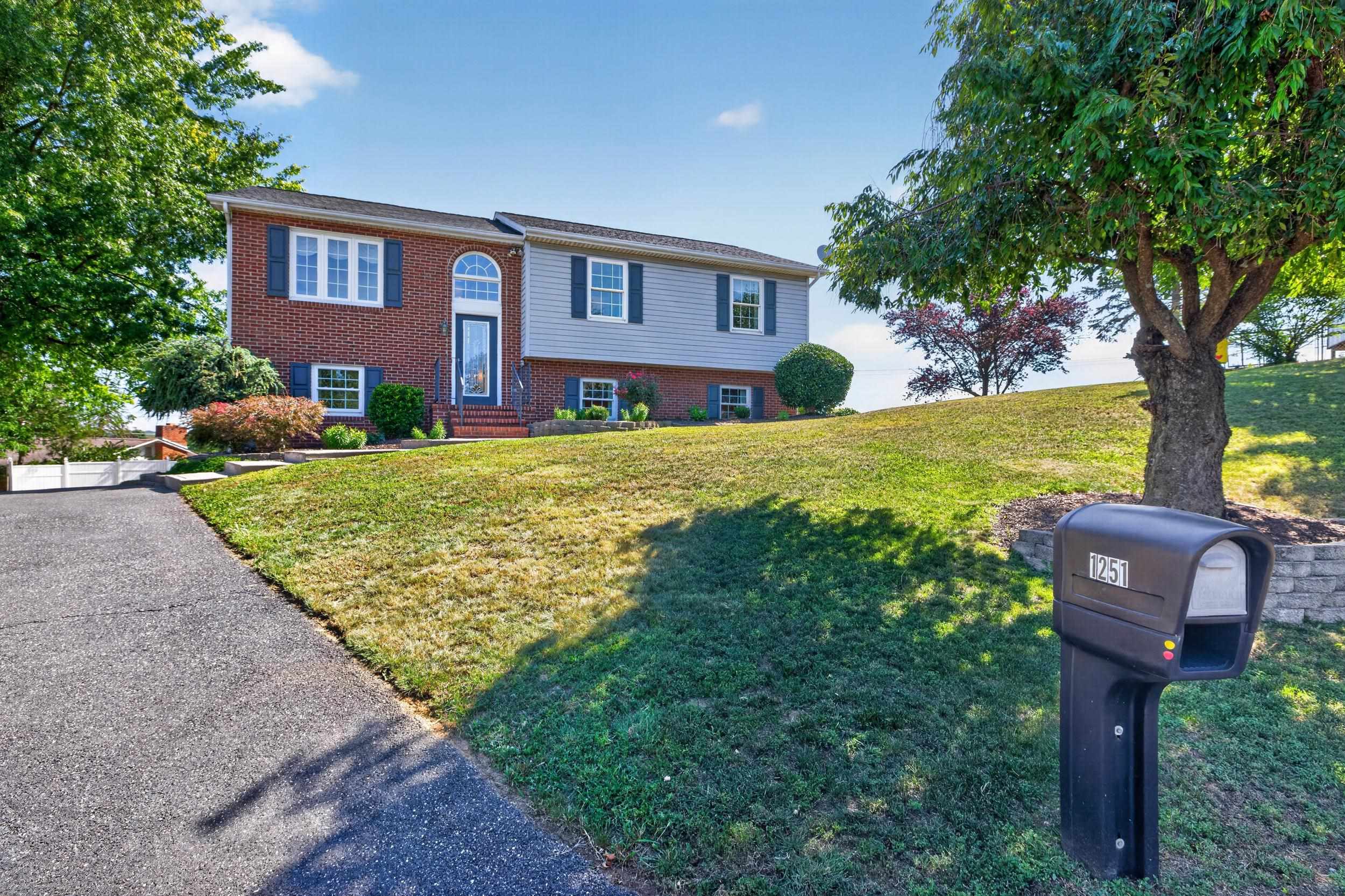 1251 WATERMAN DR, HARRISONBURG, Virginia 22802, 4 Bedrooms Bedrooms, ,3 BathroomsBathrooms,Residential,1251 Waterman Dr, Harrisonburg, VA 22802,1251 WATERMAN DR,680237 MLS # 680237 1251 WATERMAN DR, HARRISONBURG, Virginia 22802, 4 Bedrooms Bedrooms, ,3 BathroomsBathrooms,Residential,1251 Waterman Dr, Harrisonburg, VA 22802,1251 WATERMAN DR,680237 MLS # 680237