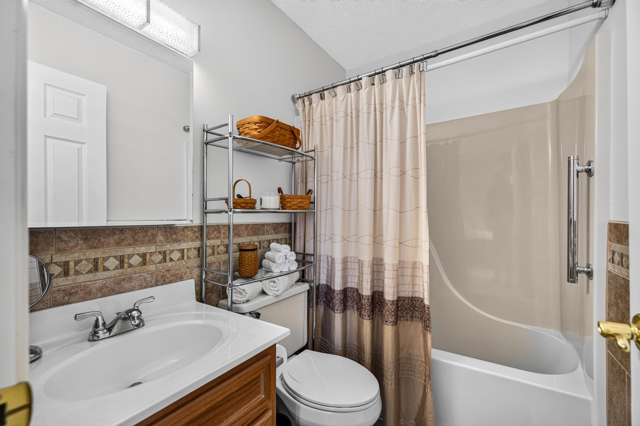 1251 WATERMAN DR, HARRISONBURG, Virginia 22802, 4 Bedrooms Bedrooms, ,3 BathroomsBathrooms,Residential,1251 Waterman Dr, Harrisonburg, VA 22802,1251 WATERMAN DR,680237 MLS # 680237 1251 WATERMAN DR, HARRISONBURG, Virginia 22802, 4 Bedrooms Bedrooms, ,3 BathroomsBathrooms,Residential,1251 Waterman Dr, Harrisonburg, VA 22802,1251 WATERMAN DR,680237 MLS # 680237