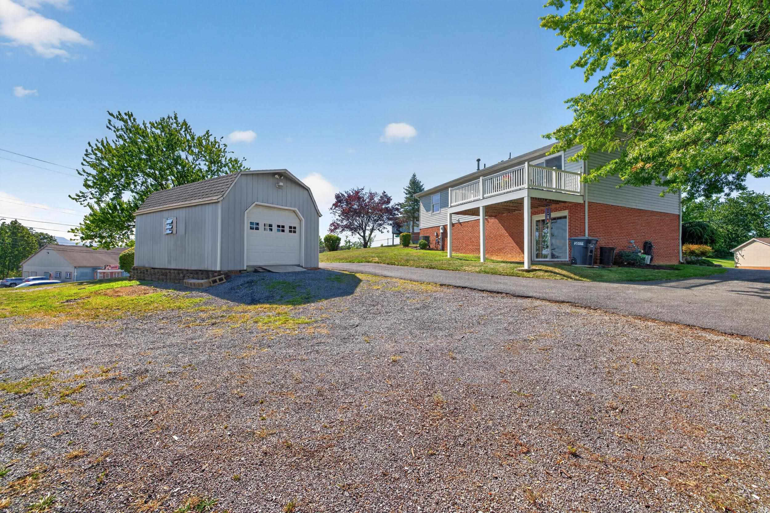 1251 WATERMAN DR, HARRISONBURG, Virginia 22802, 4 Bedrooms Bedrooms, ,3 BathroomsBathrooms,Residential,1251 Waterman Dr, Harrisonburg, VA 22802,1251 WATERMAN DR,680237 MLS # 680237 1251 WATERMAN DR, HARRISONBURG, Virginia 22802, 4 Bedrooms Bedrooms, ,3 BathroomsBathrooms,Residential,1251 Waterman Dr, Harrisonburg, VA 22802,1251 WATERMAN DR,680237 MLS # 680237