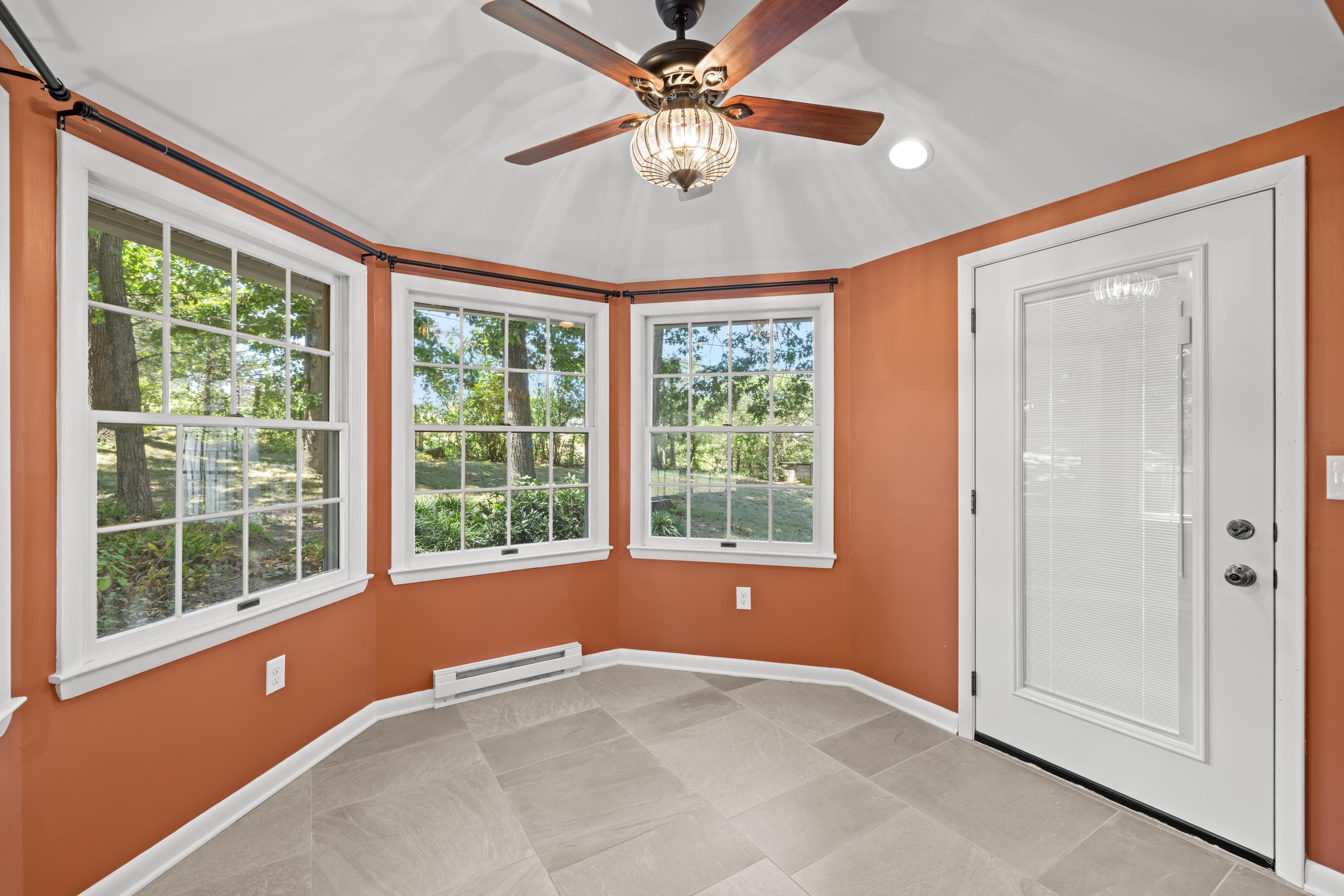 174 RIVER VIEW DR, VERONA, Virginia 24482, 3 Bedrooms Bedrooms, ,2 BathroomsBathrooms,Residential,174 RIVER VIEW DR,680238 MLS # 680238 174 RIVER VIEW DR, VERONA, Virginia 24482, 3 Bedrooms Bedrooms, ,2 BathroomsBathrooms,Residential,174 RIVER VIEW DR,680238 MLS # 680238