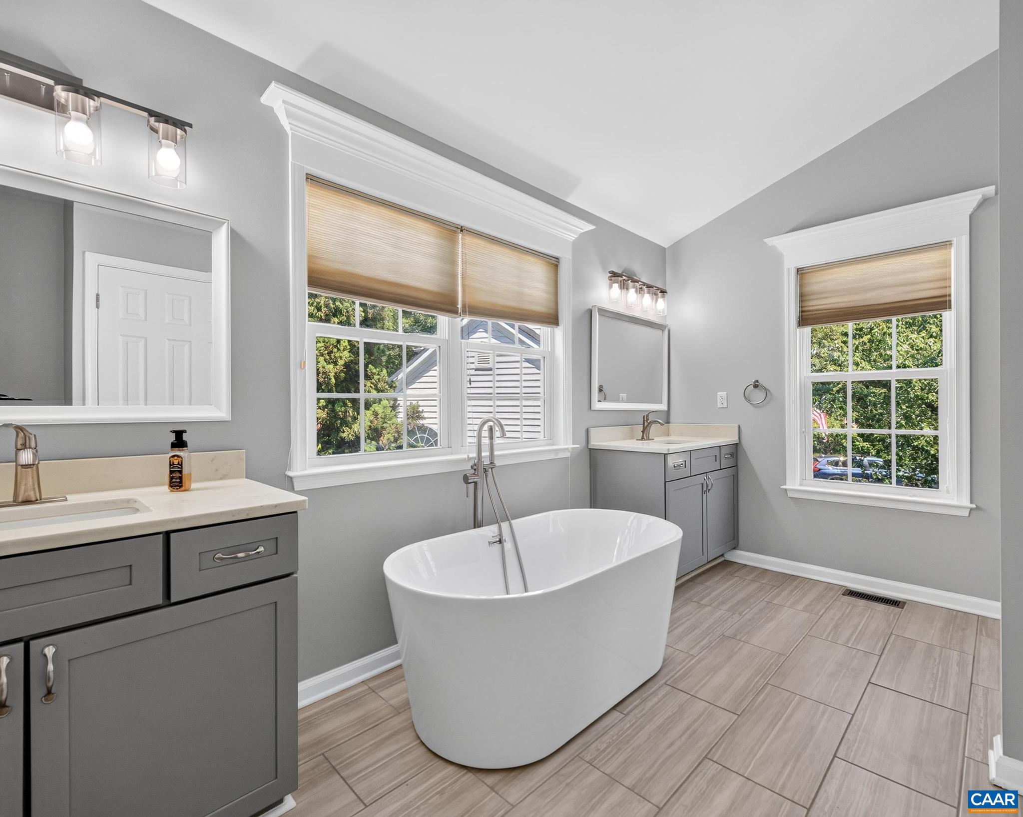 3238 TURNBERRY CIR, CHARLOTTESVILLE, Virginia 22911, 5 Bedrooms Bedrooms, ,3 BathroomsBathrooms,Residential,3238 TURNBERRY CIR,680257 MLS # 680257