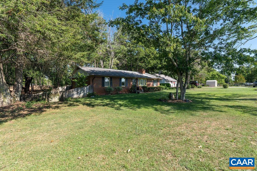 5071 ROLLING RD S, SCOTTSVILLE, Virginia 24590, 3 Bedrooms Bedrooms, ,2 BathroomsBathrooms,Residential,5071 ROLLING RD S,680265 MLS # 680265 5071 ROLLING RD S, SCOTTSVILLE, Virginia 24590, 3 Bedrooms Bedrooms, ,2 BathroomsBathrooms,Residential,5071 ROLLING RD S,680265 MLS # 680265