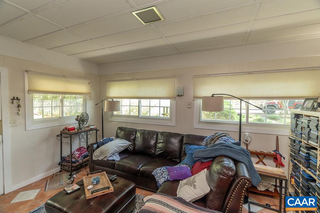 5071 ROLLING RD S, SCOTTSVILLE, Virginia 24590, 3 Bedrooms Bedrooms, ,2 BathroomsBathrooms,Residential,5071 ROLLING RD S,680265 MLS # 680265 5071 ROLLING RD S, SCOTTSVILLE, Virginia 24590, 3 Bedrooms Bedrooms, ,2 BathroomsBathrooms,Residential,5071 ROLLING RD S,680265 MLS # 680265