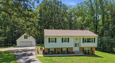 3672 AIRPORT ACRES RD, CHARLOTTESVILLE, Virginia 22911, 5 Bedrooms Bedrooms, ,2 BathroomsBathrooms,Residential,3672 AIRPORT ACRES RD,680272 MLS # 680272